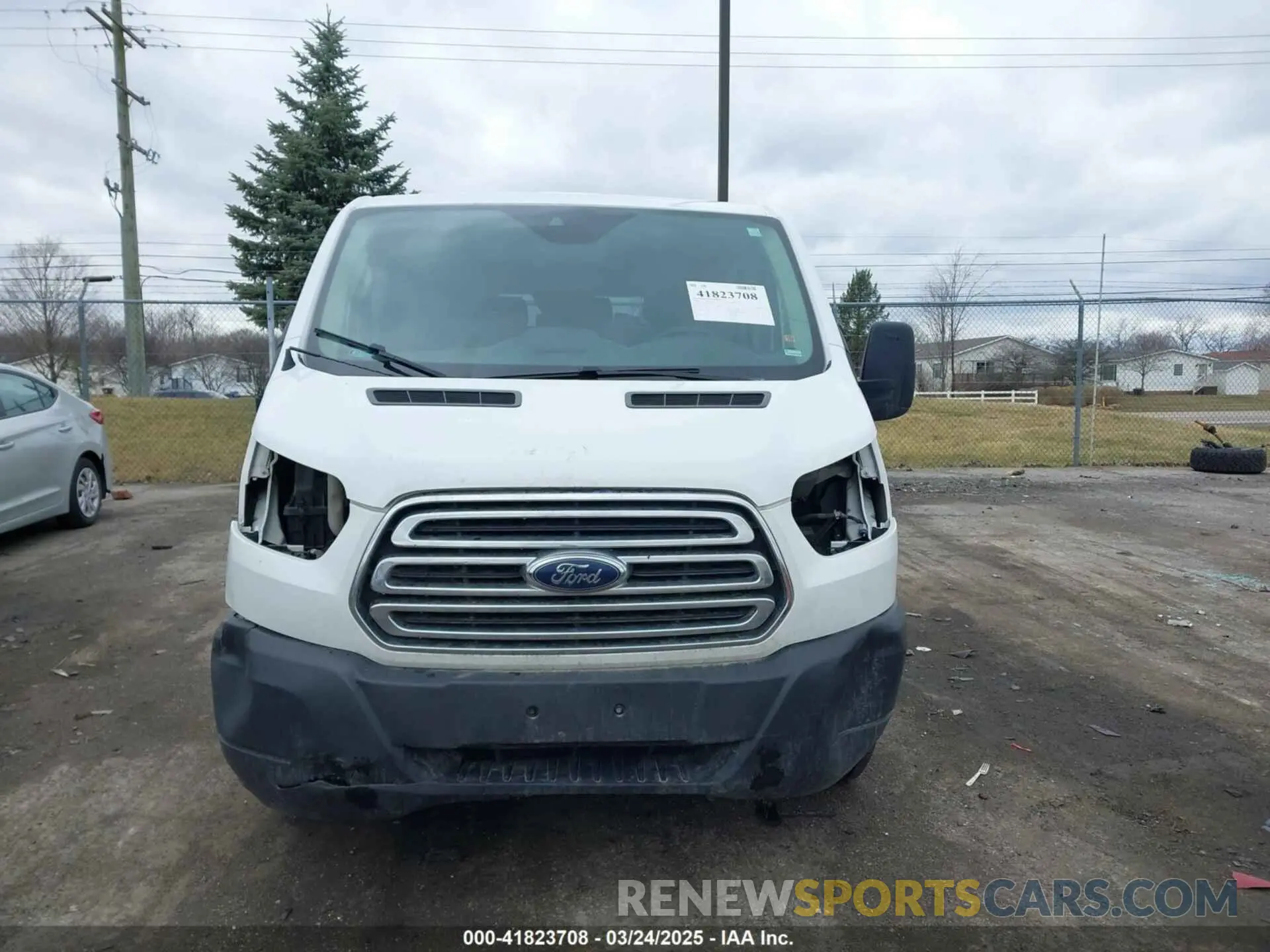 12 Photograph of a damaged car 1FBZX2ZM7KKA47090 FORD TRANSIT-350 2019