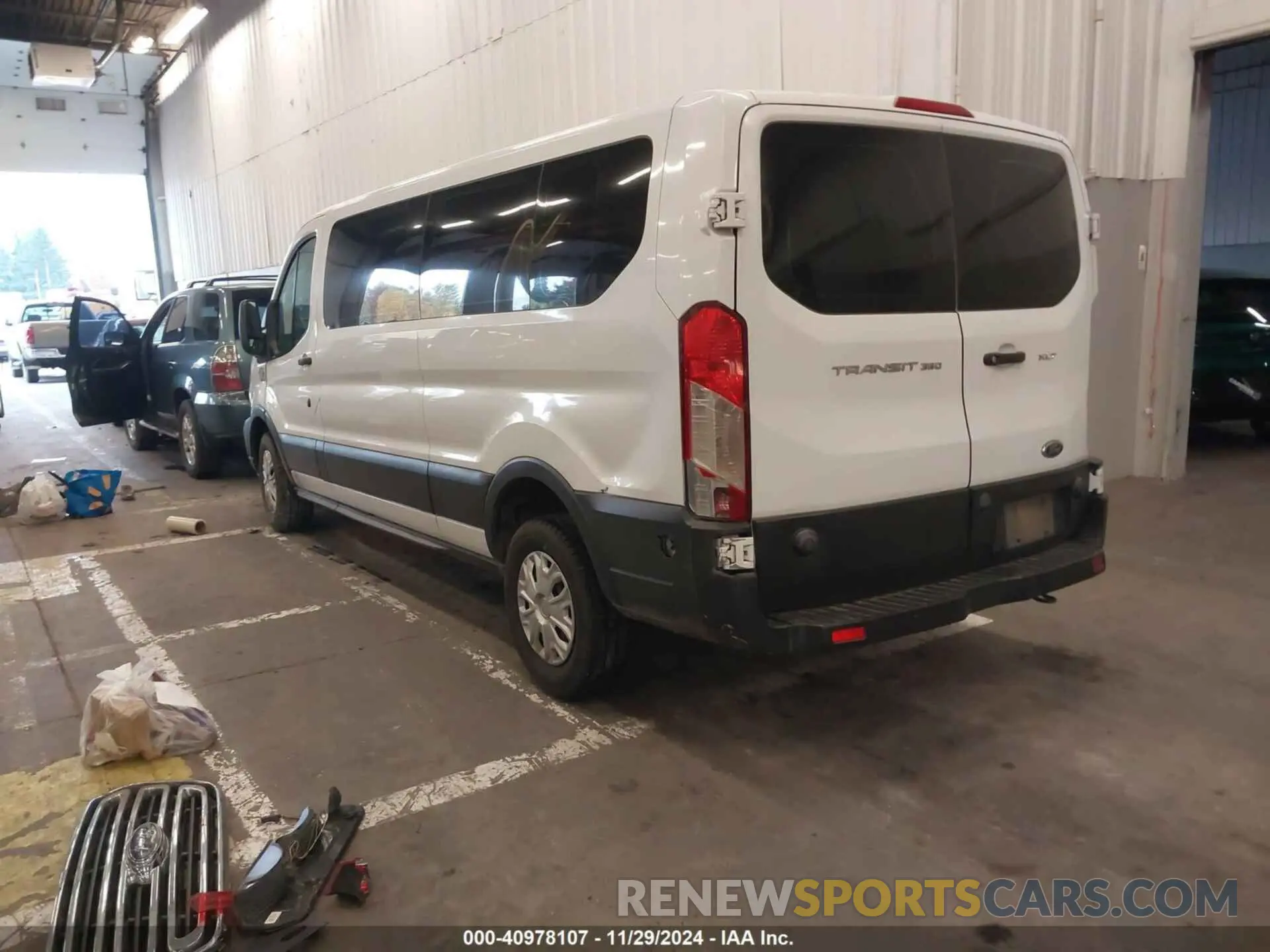 3 Photograph of a damaged car 1FBZX2ZM8KKB24761 FORD TRANSIT-350 2019