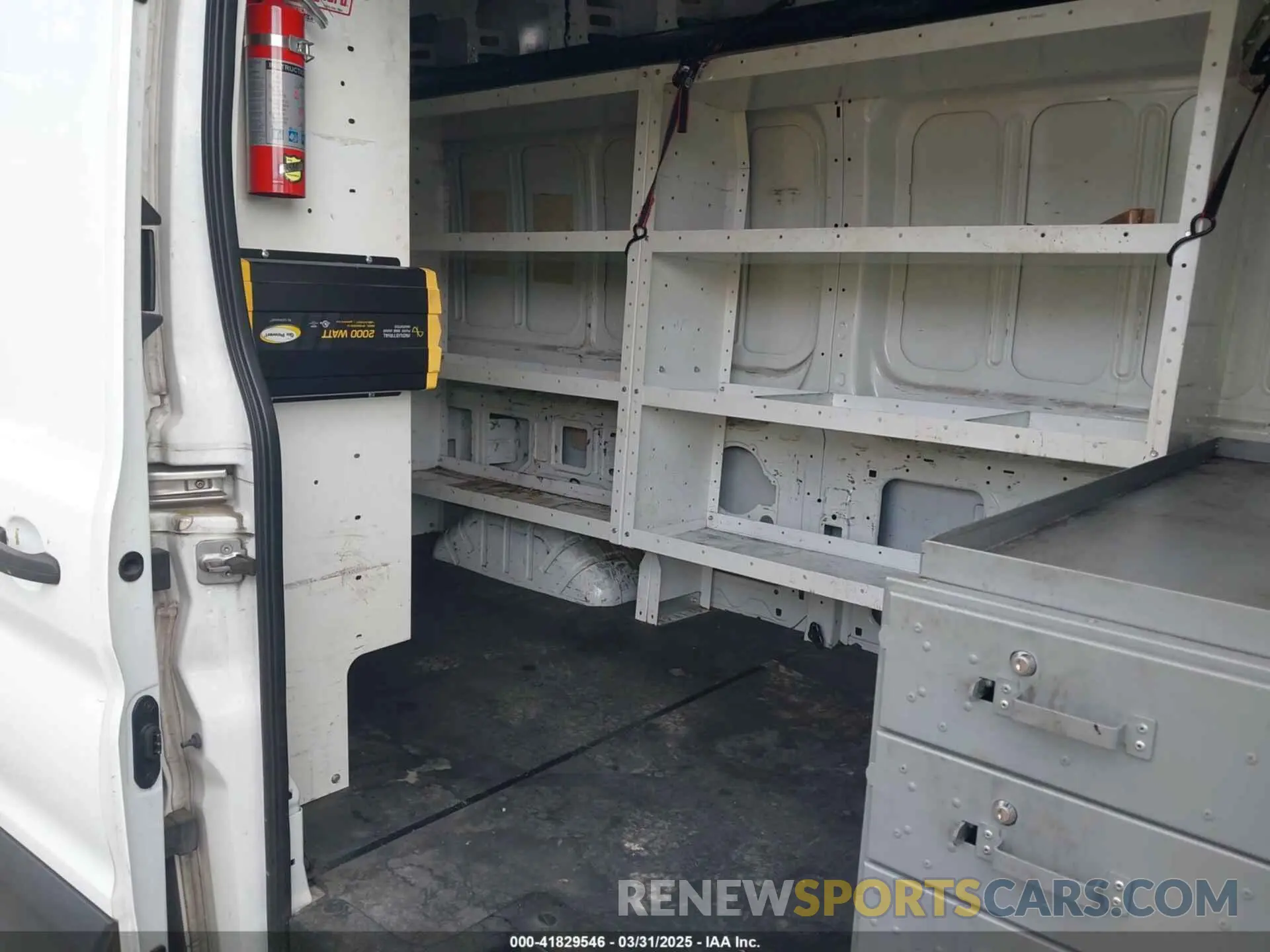 7 Photograph of a damaged car 1FTBF4XG4KKB77787 FORD TRANSIT-350 2019