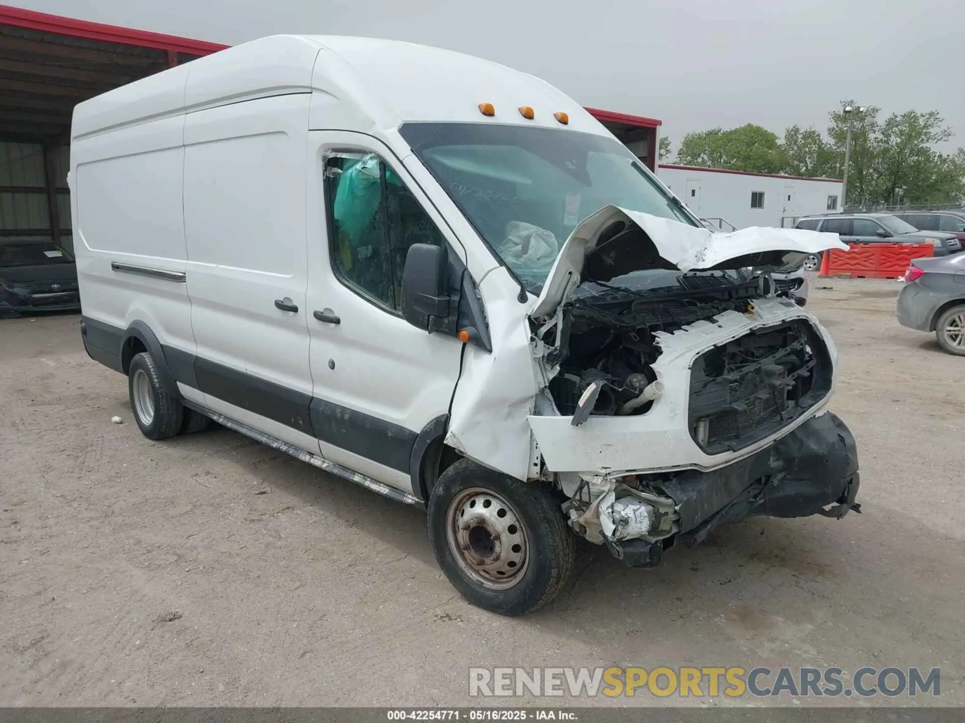 1 Photograph of a damaged car 1FTBF4XV6KKA58847 FORD TRANSIT-350 2019