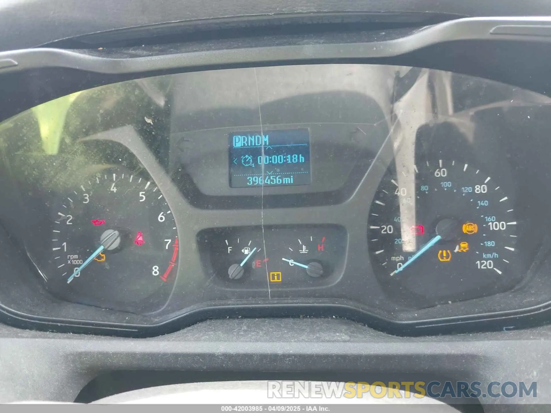 7 Photograph of a damaged car 1FTBW2CM0KKB30319 FORD TRANSIT-350 2019