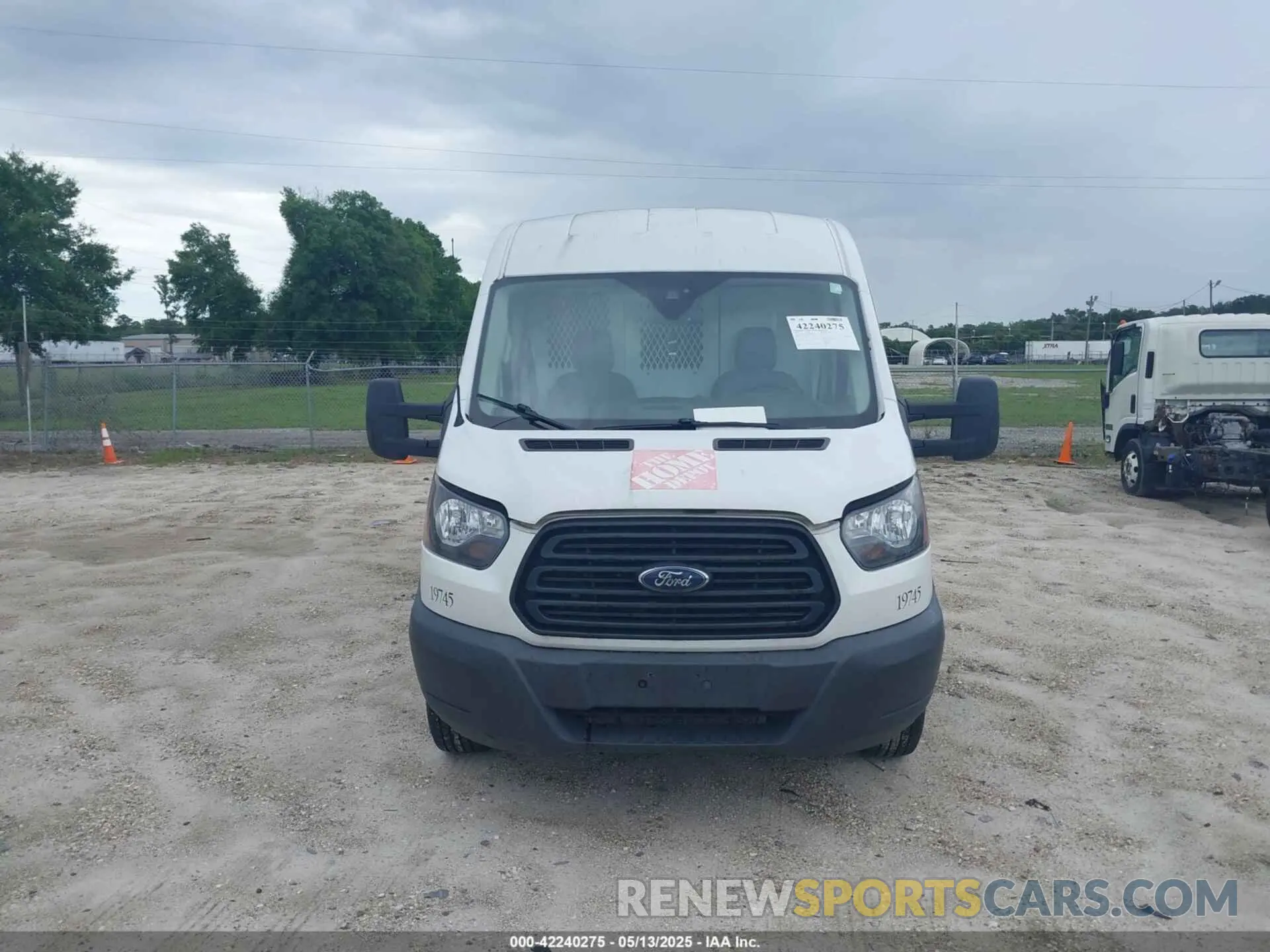 12 Photograph of a damaged car 1FTBW2CM3KKB73018 FORD TRANSIT-350 2019