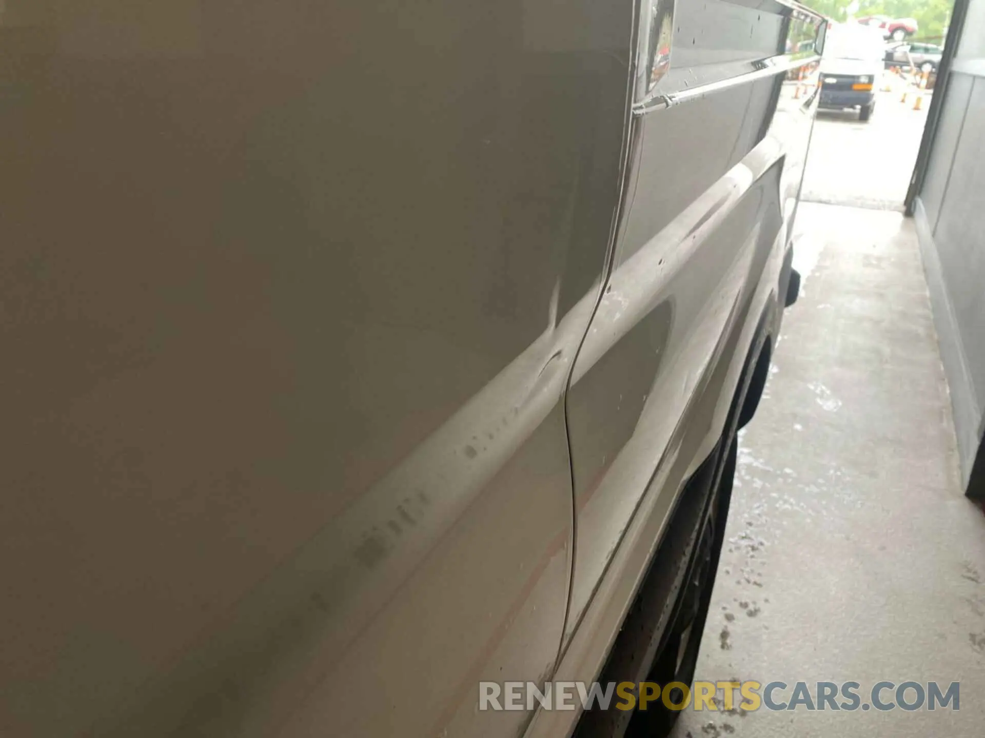 2 Photograph of a damaged car 1FTBW2CM4KKB86991 FORD TRANSIT-350 2019
