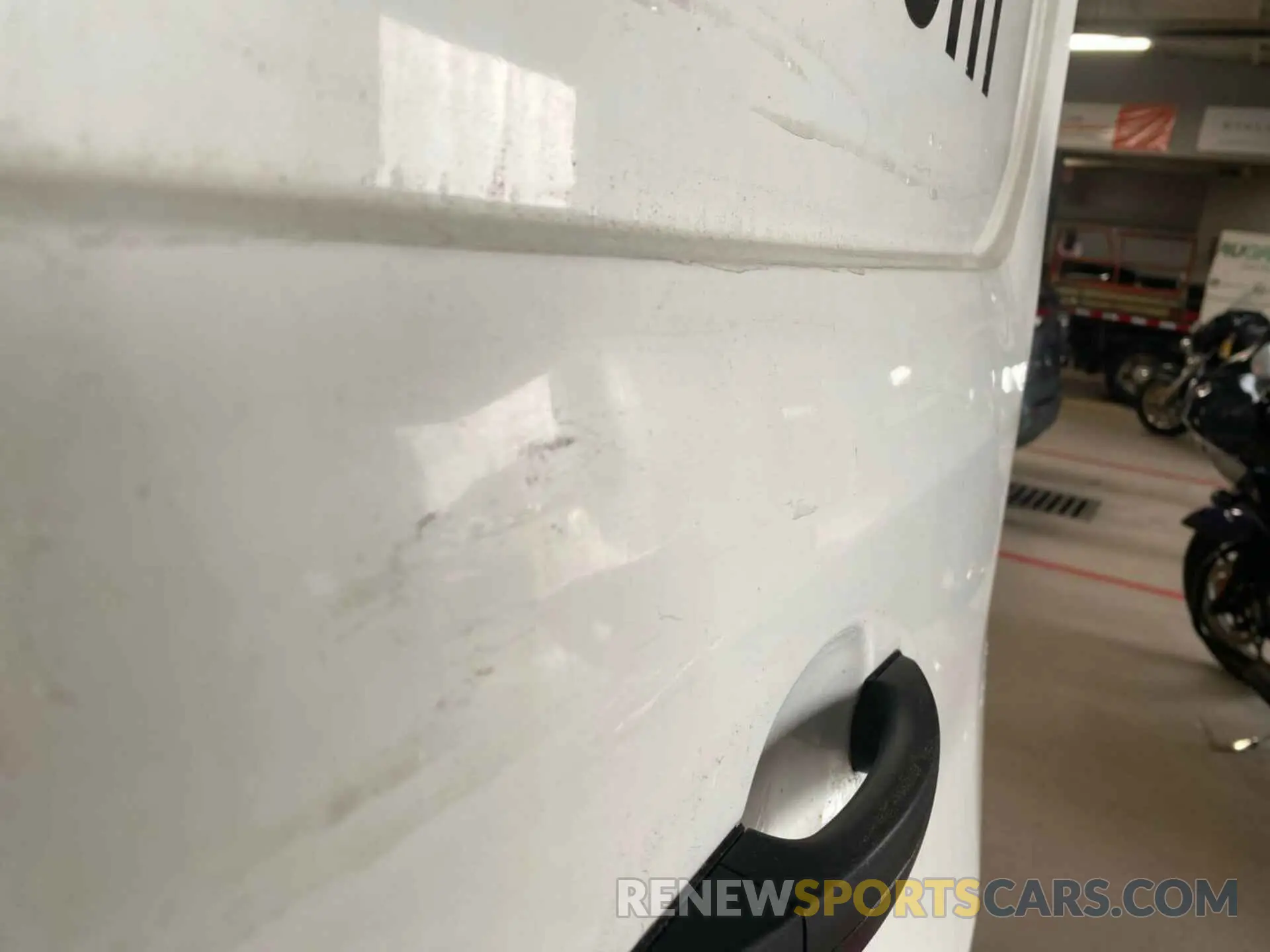 21 Photograph of a damaged car 1FTBW2CM4KKB86991 FORD TRANSIT-350 2019