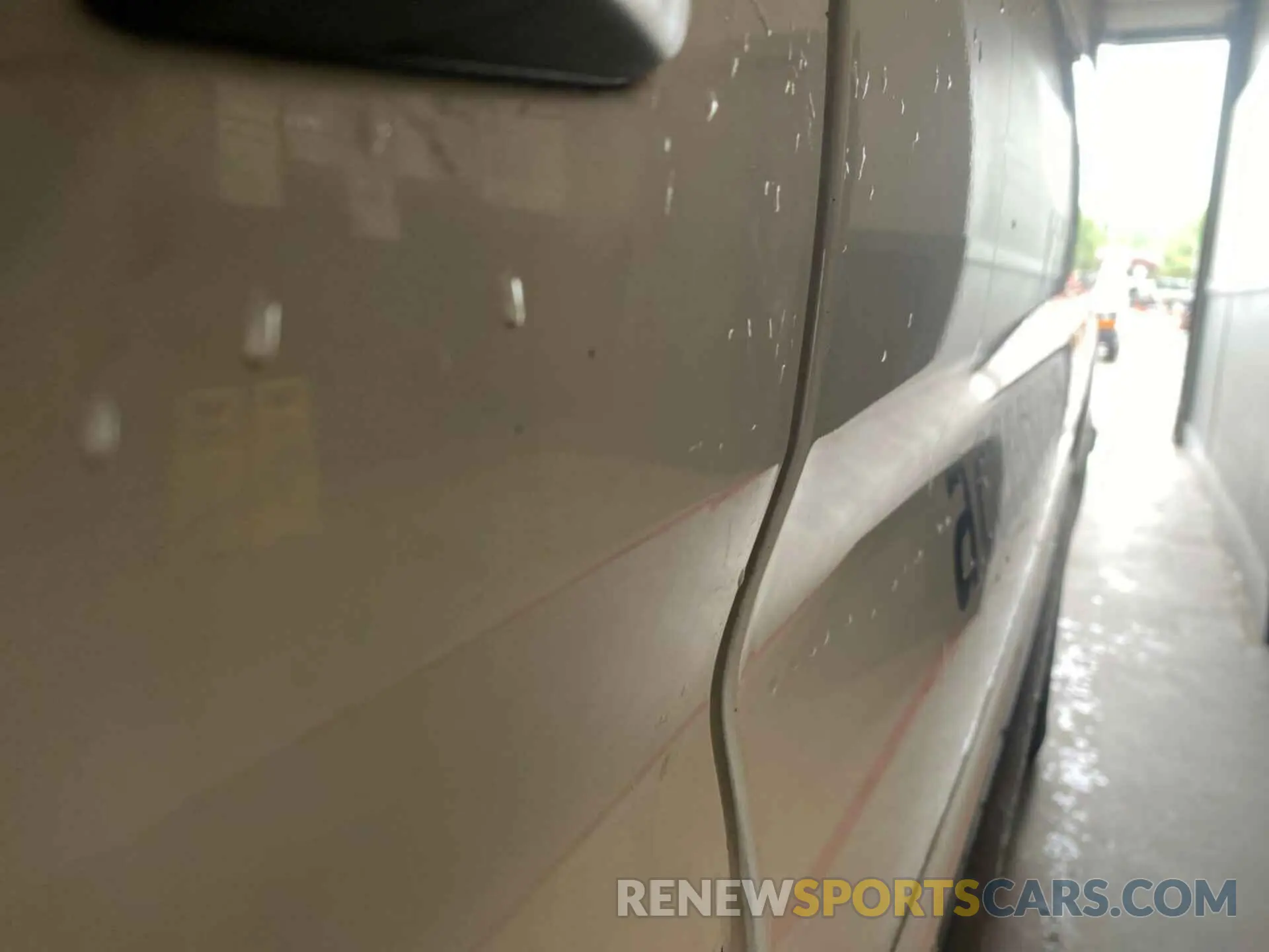 9 Photograph of a damaged car 1FTBW2CM4KKB86991 FORD TRANSIT-350 2019