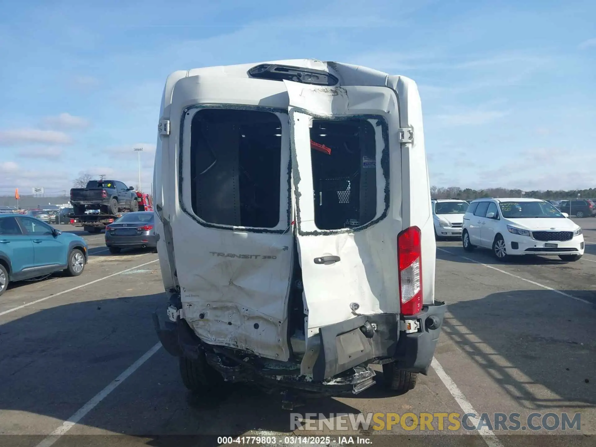 16 Photograph of a damaged car 1FTBW2CM7KKA69227 FORD TRANSIT-350 2019