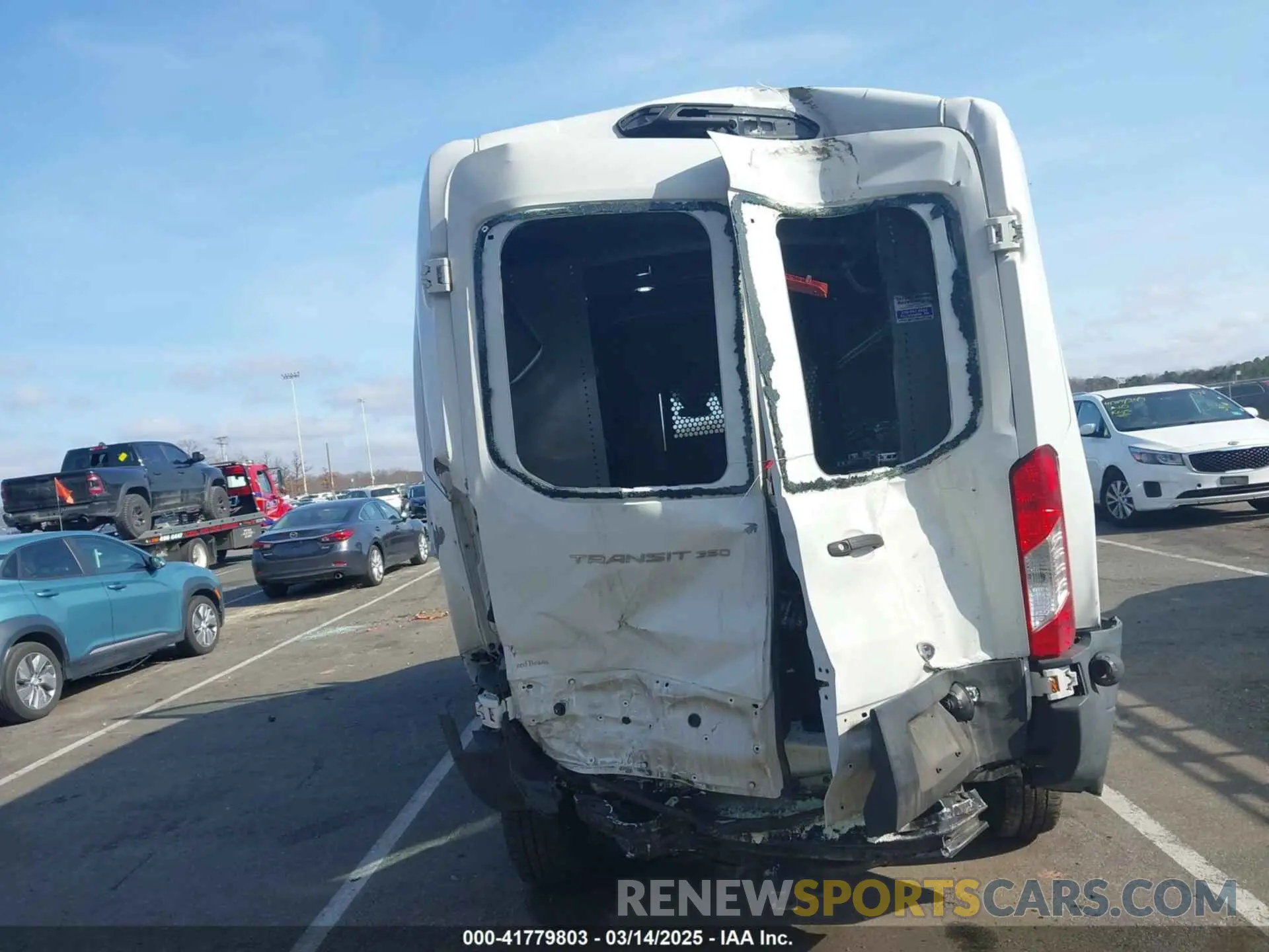 6 Photograph of a damaged car 1FTBW2CM7KKA69227 FORD TRANSIT-350 2019