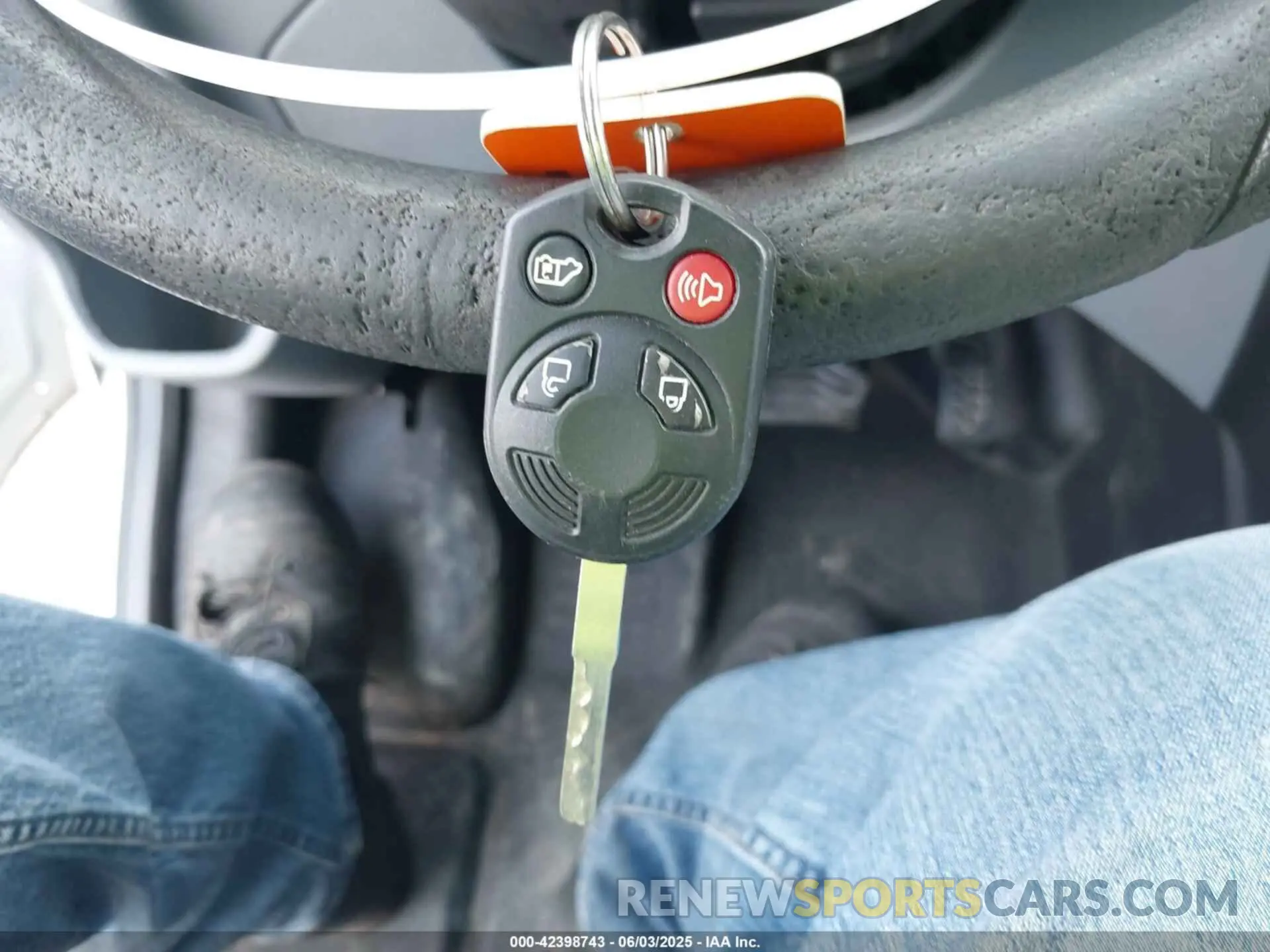 11 Photograph of a damaged car 1FTBW2CM8KKB73077 FORD TRANSIT-350 2019