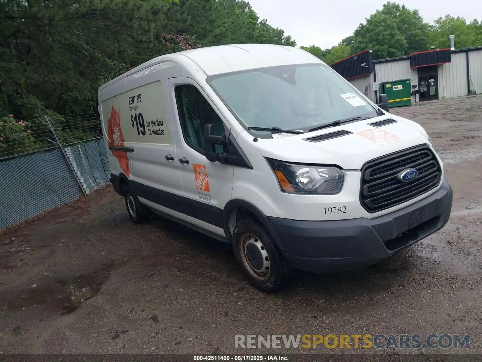 1 Photograph of a damaged car 1FTBW2CM9KKB73055 FORD TRANSIT-350 2019
