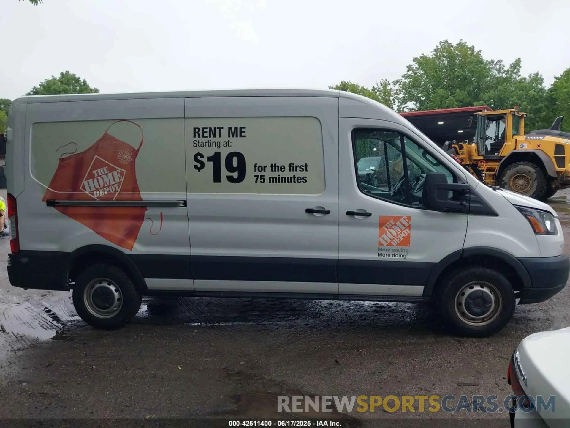 13 Photograph of a damaged car 1FTBW2CM9KKB73055 FORD TRANSIT-350 2019