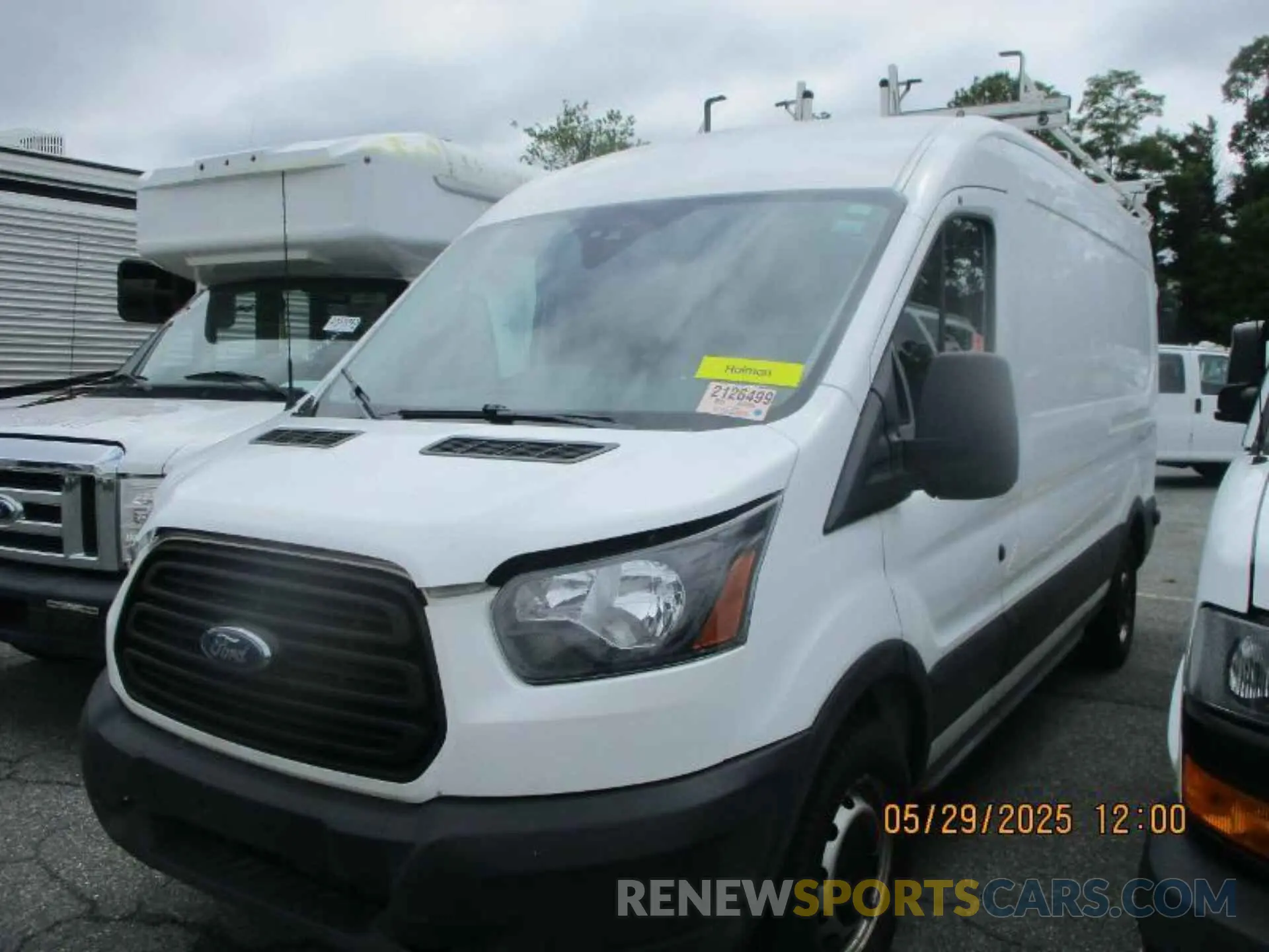 1 Photograph of a damaged car 1FTBW2CMXKKB07405 FORD TRANSIT-350 2019