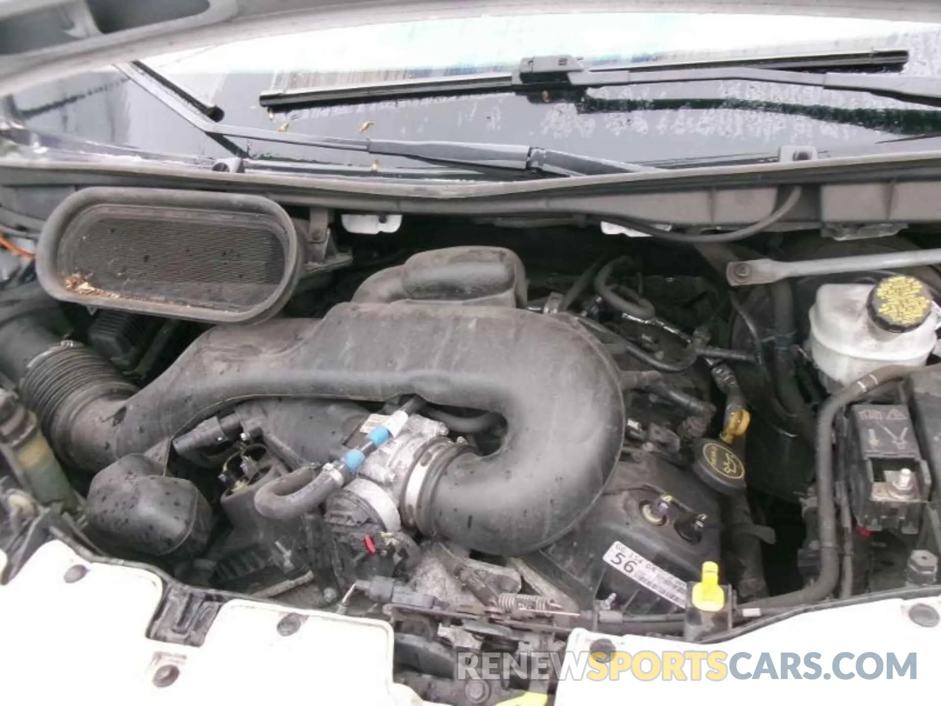 4 Photograph of a damaged car 1FTBW2CMXKKB07405 FORD TRANSIT-350 2019