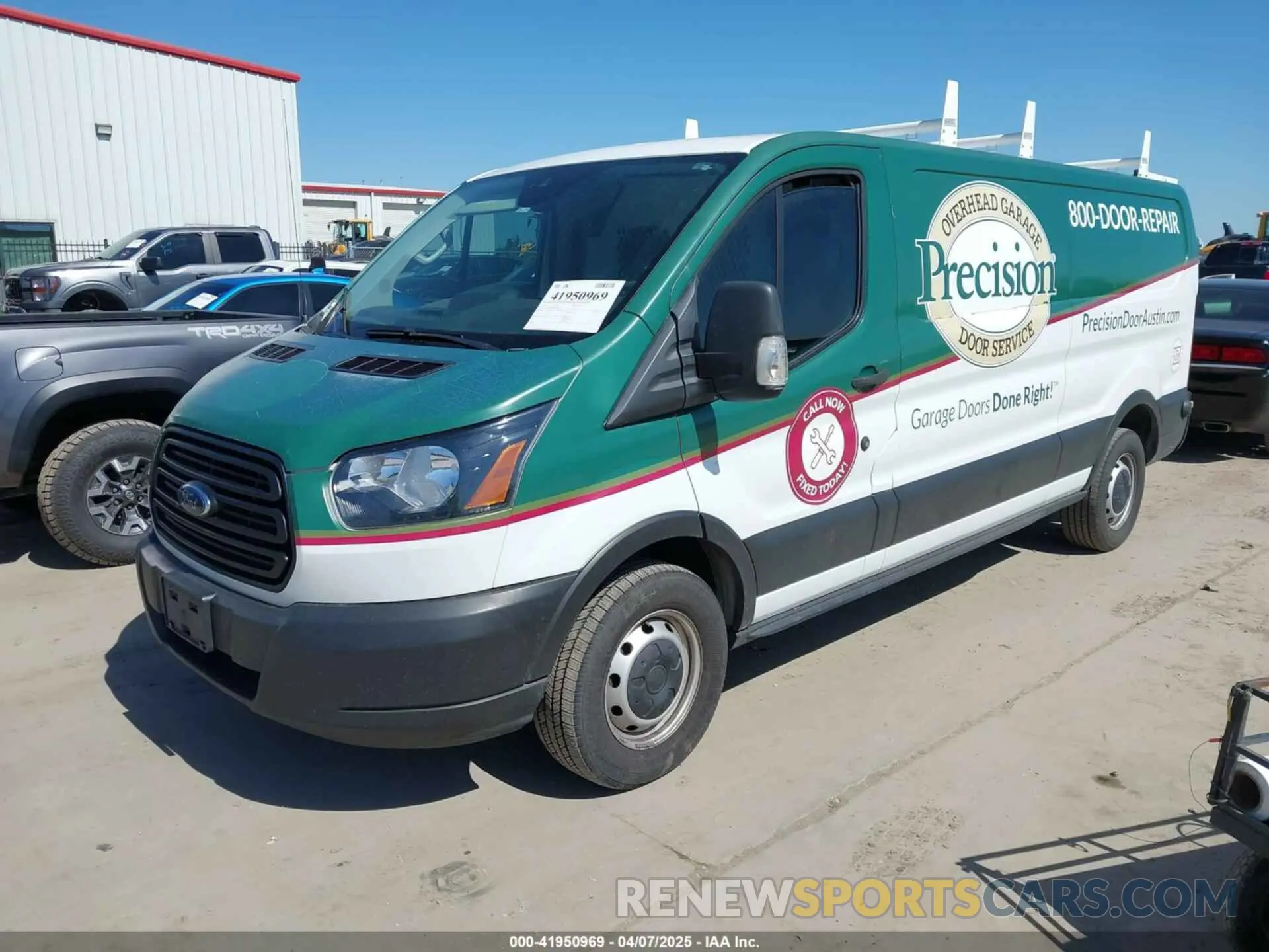 2 Photograph of a damaged car 1FTBW2YG9KKB79523 FORD TRANSIT-350 2019