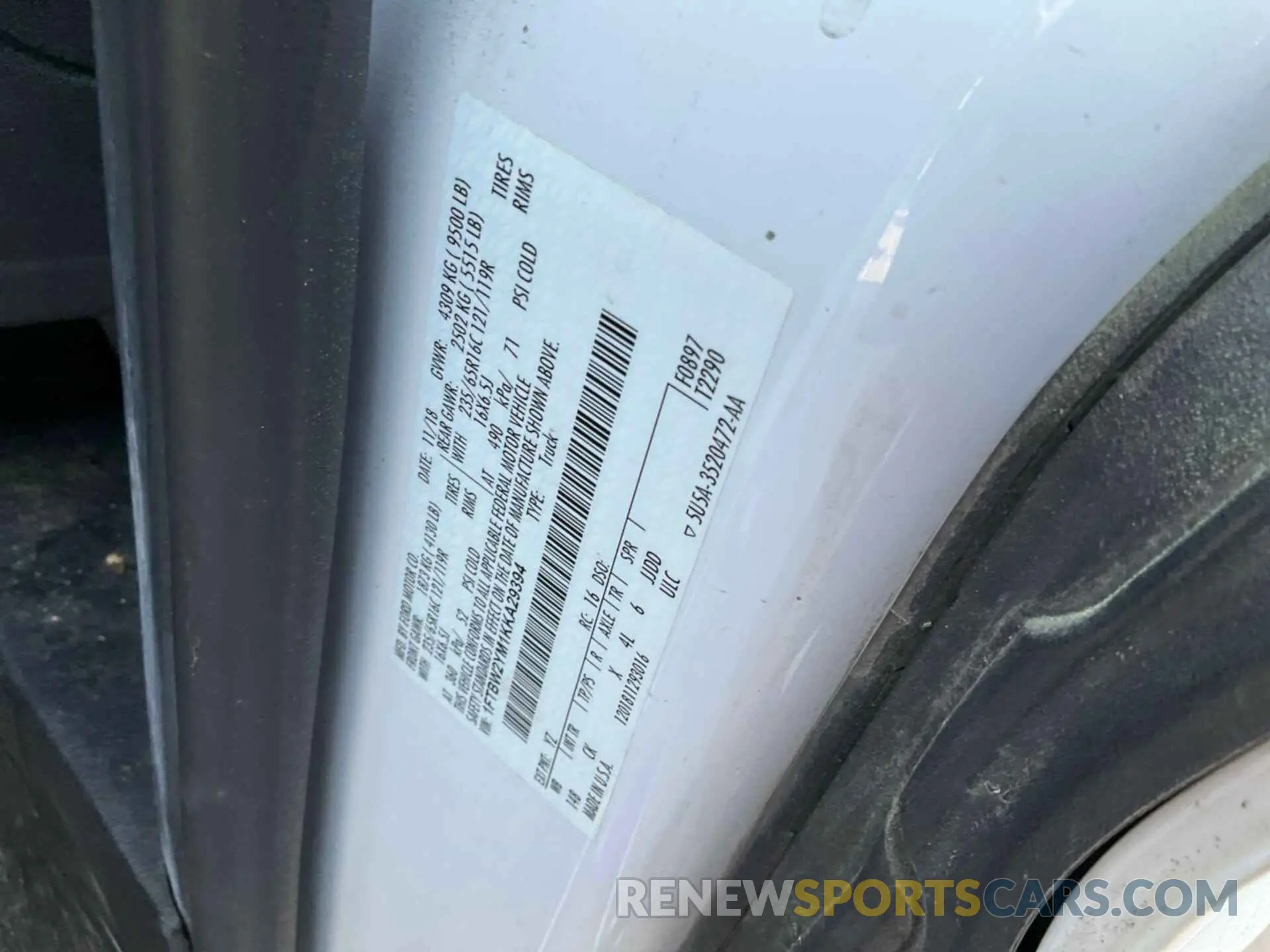 30 Photograph of a damaged car 1FTBW2YM1KKA29394 FORD TRANSIT-350 2019