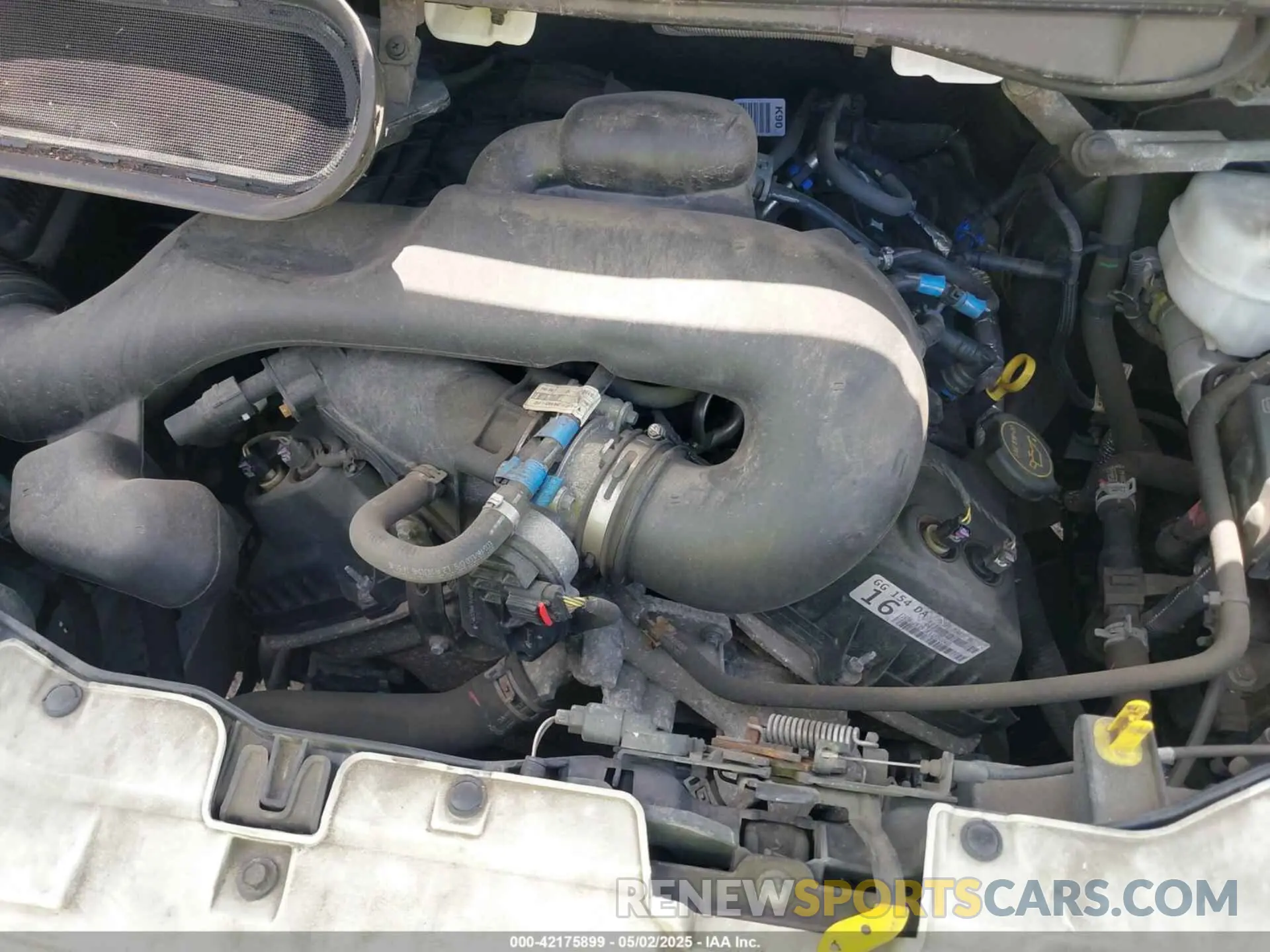 10 Photograph of a damaged car 1FTBW2YMXKKA24193 FORD TRANSIT-350 2019