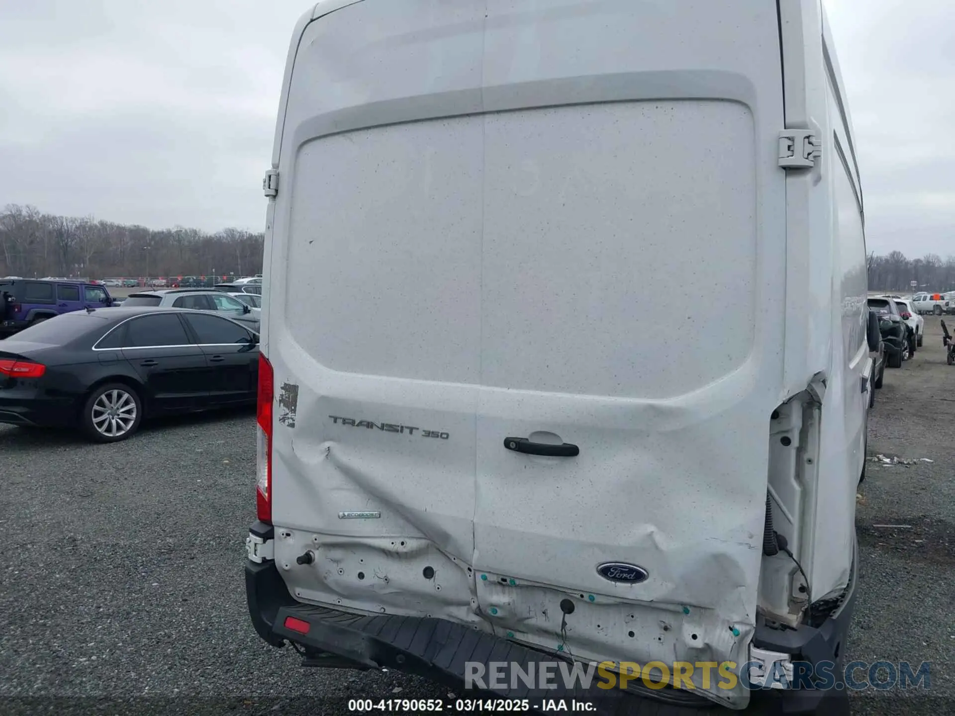 16 Photograph of a damaged car 1FTBW3XG6KKA58407 FORD TRANSIT-350 2019