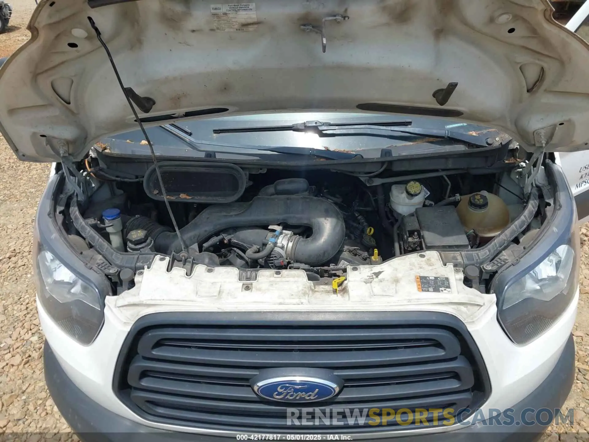 10 Photograph of a damaged car 1FTBW3XM5KKA65144 FORD TRANSIT-350 2019