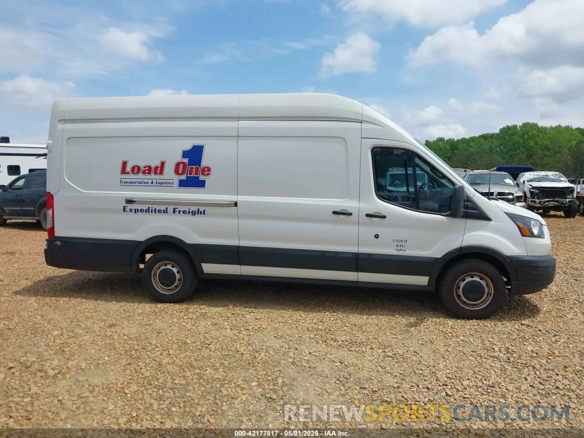 13 Photograph of a damaged car 1FTBW3XM5KKA65144 FORD TRANSIT-350 2019