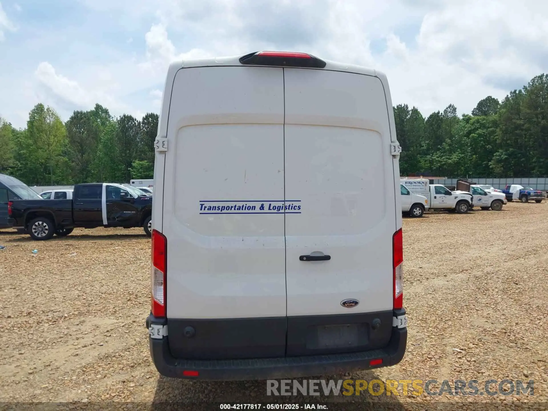 16 Photograph of a damaged car 1FTBW3XM5KKA65144 FORD TRANSIT-350 2019