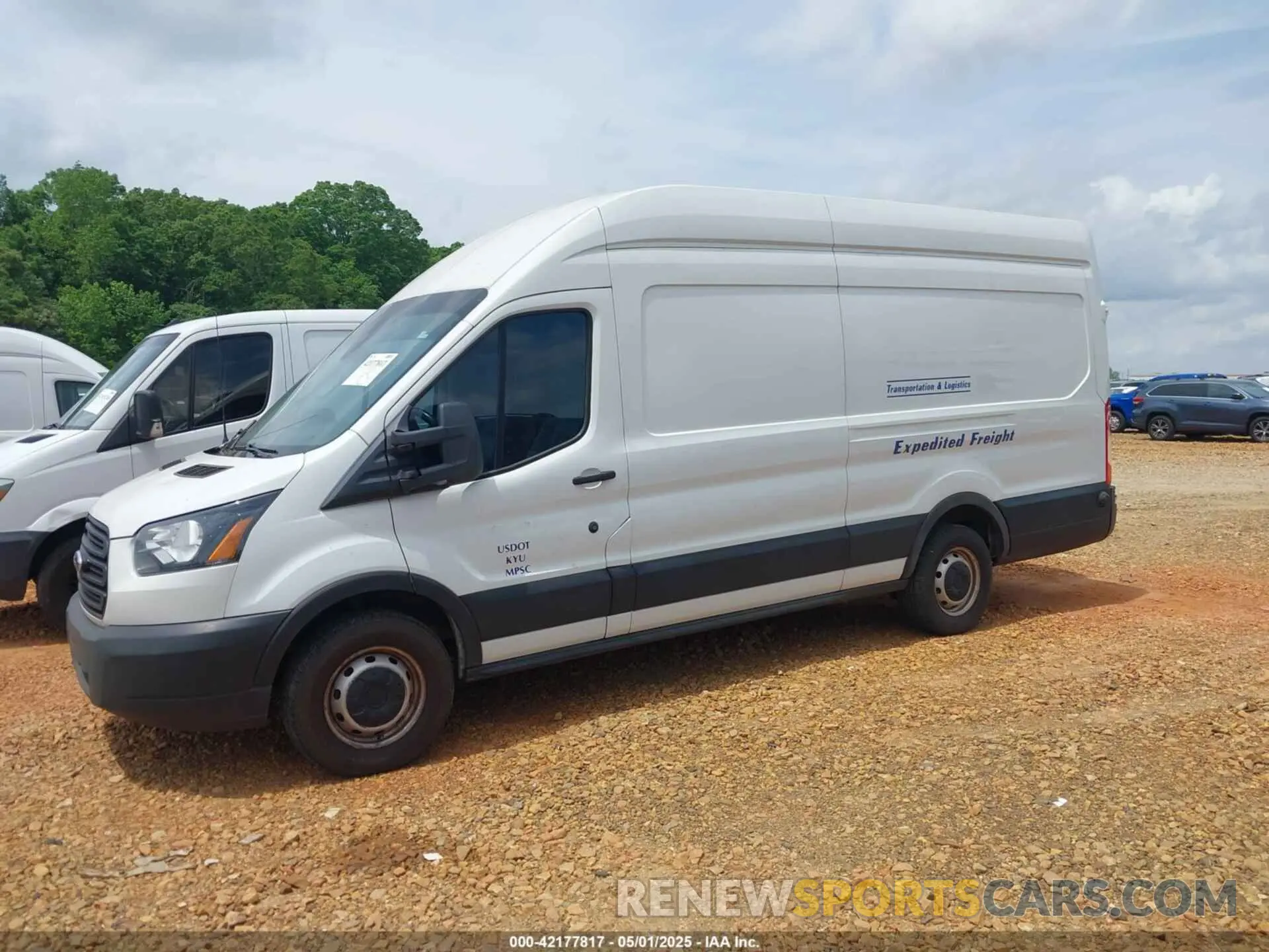 6 Photograph of a damaged car 1FTBW3XM5KKA65144 FORD TRANSIT-350 2019