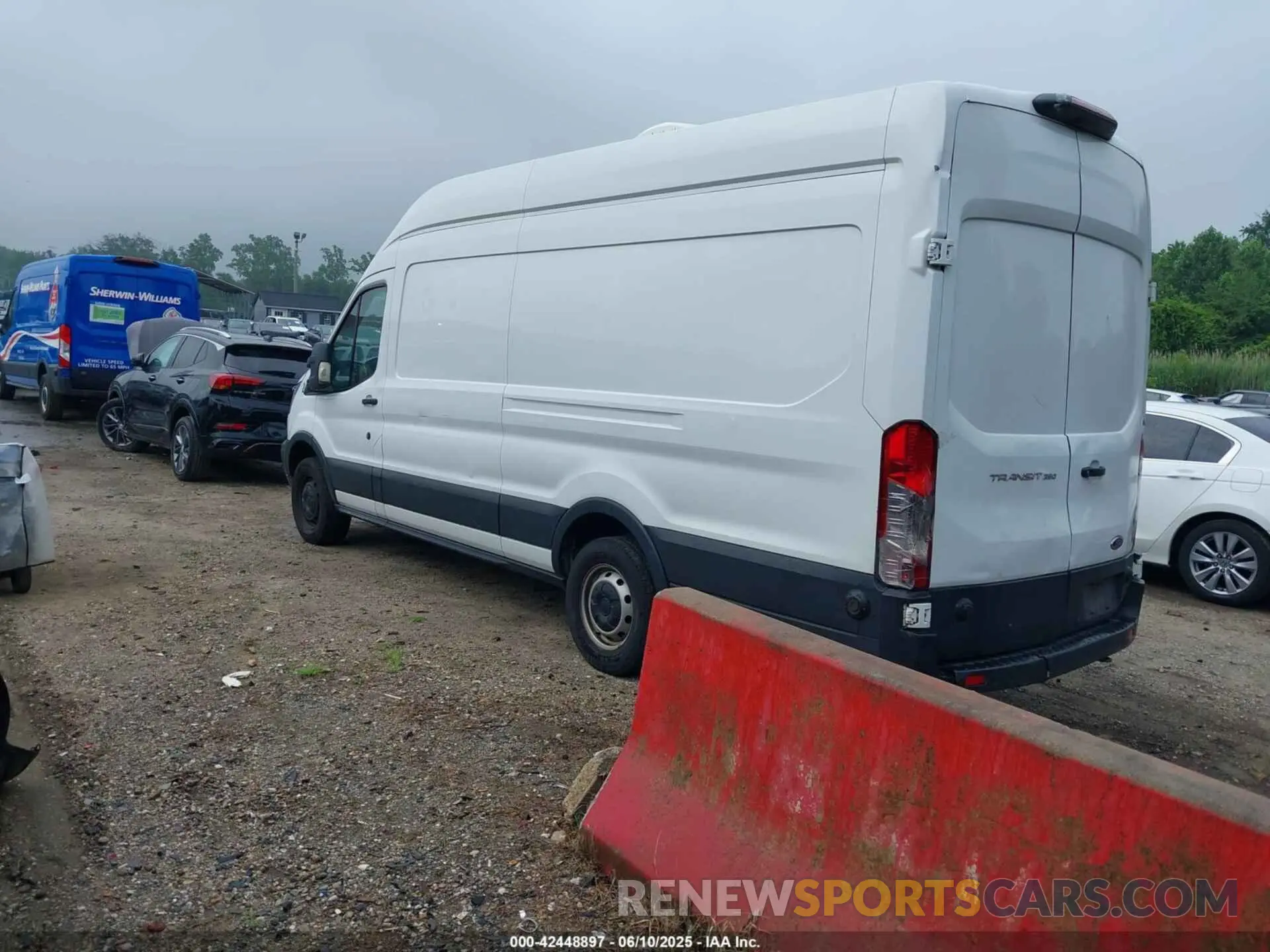 3 Photograph of a damaged car 1FTBW3XM8KKA58849 FORD TRANSIT-350 2019