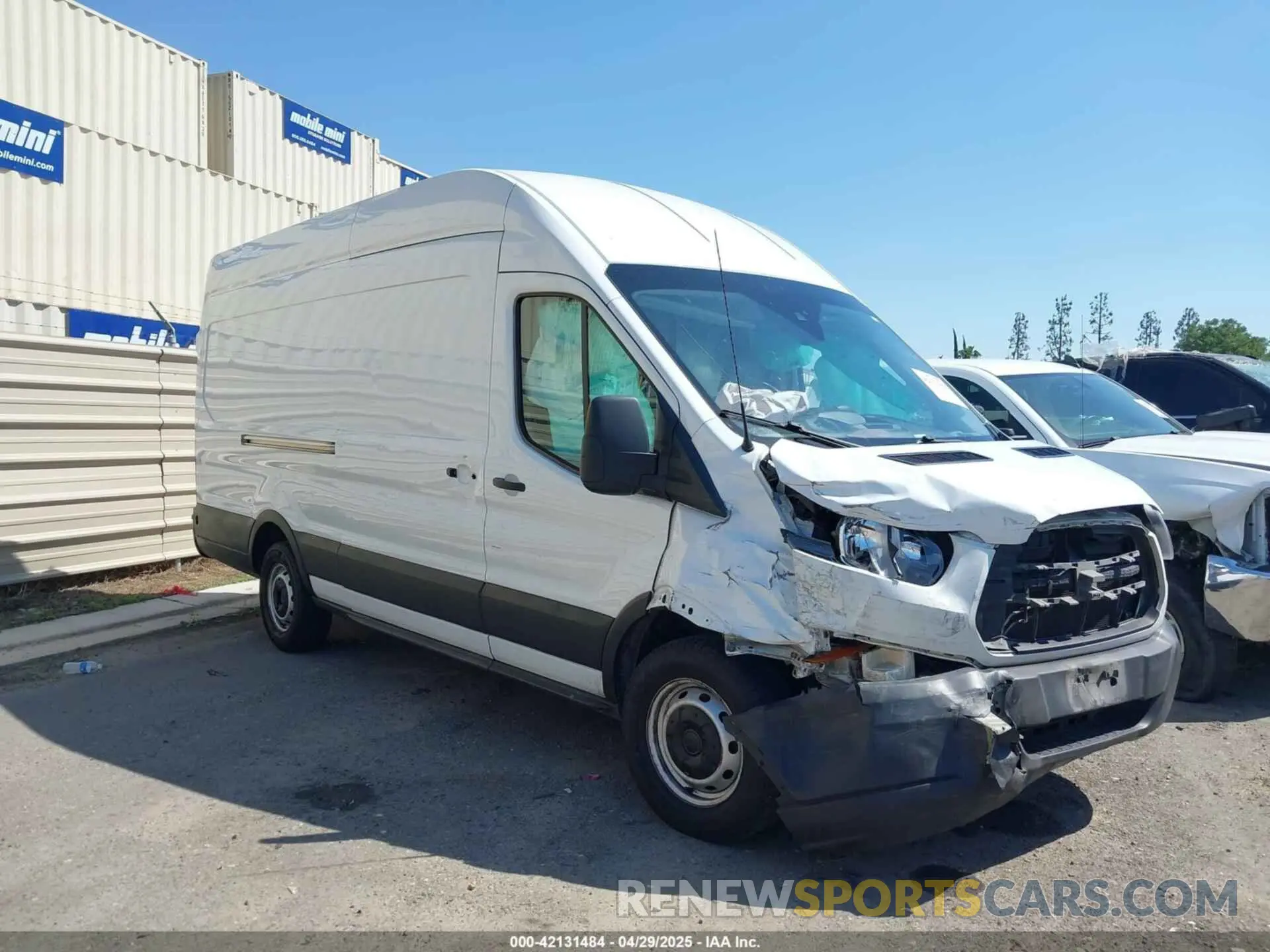 14 Photograph of a damaged car 1FTBW3XMXKKB74344 FORD TRANSIT-350 2019