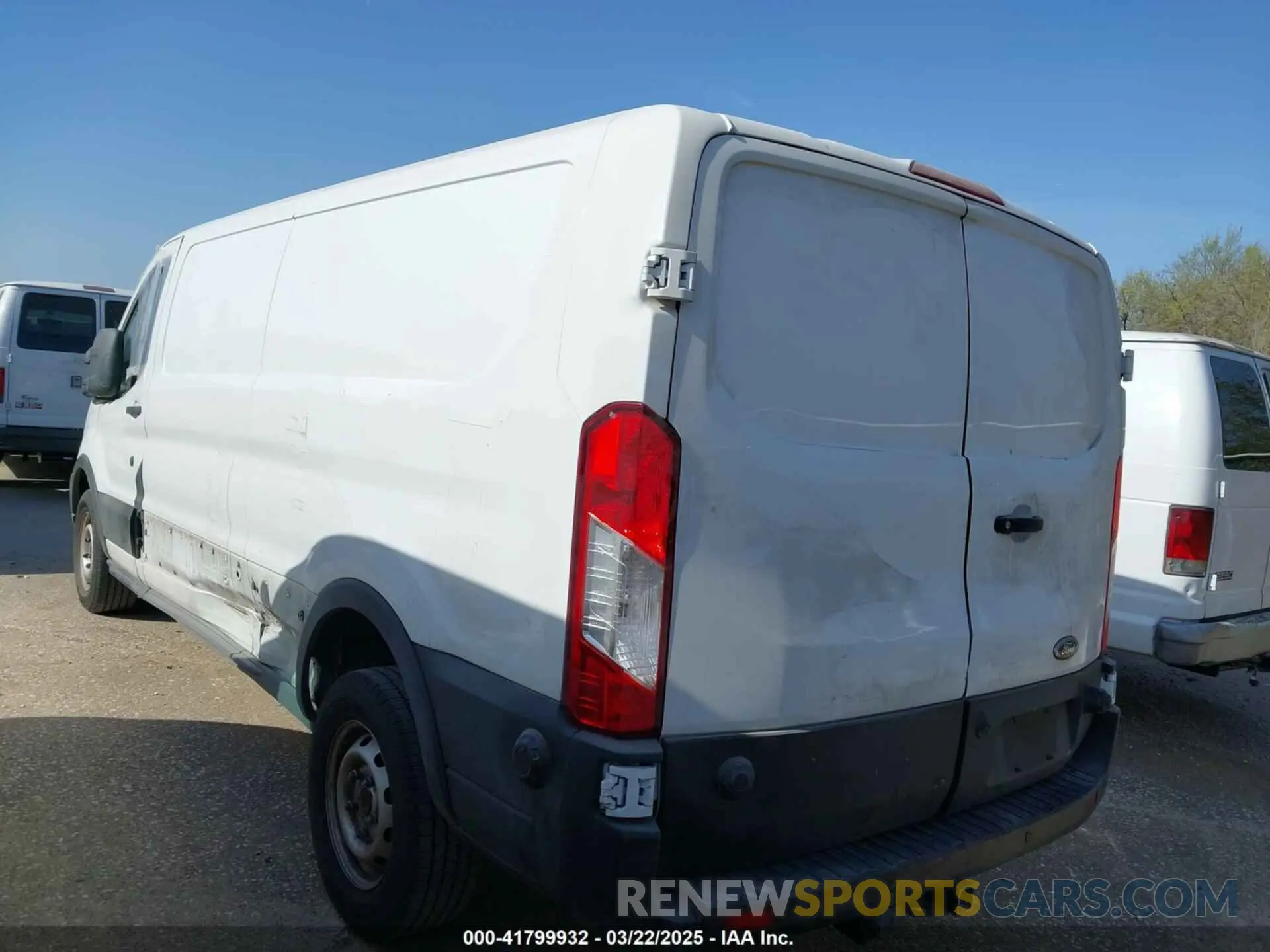 3 Photograph of a damaged car 1FTBW1Y88LKA52685 FORD TRANSIT-350 2020