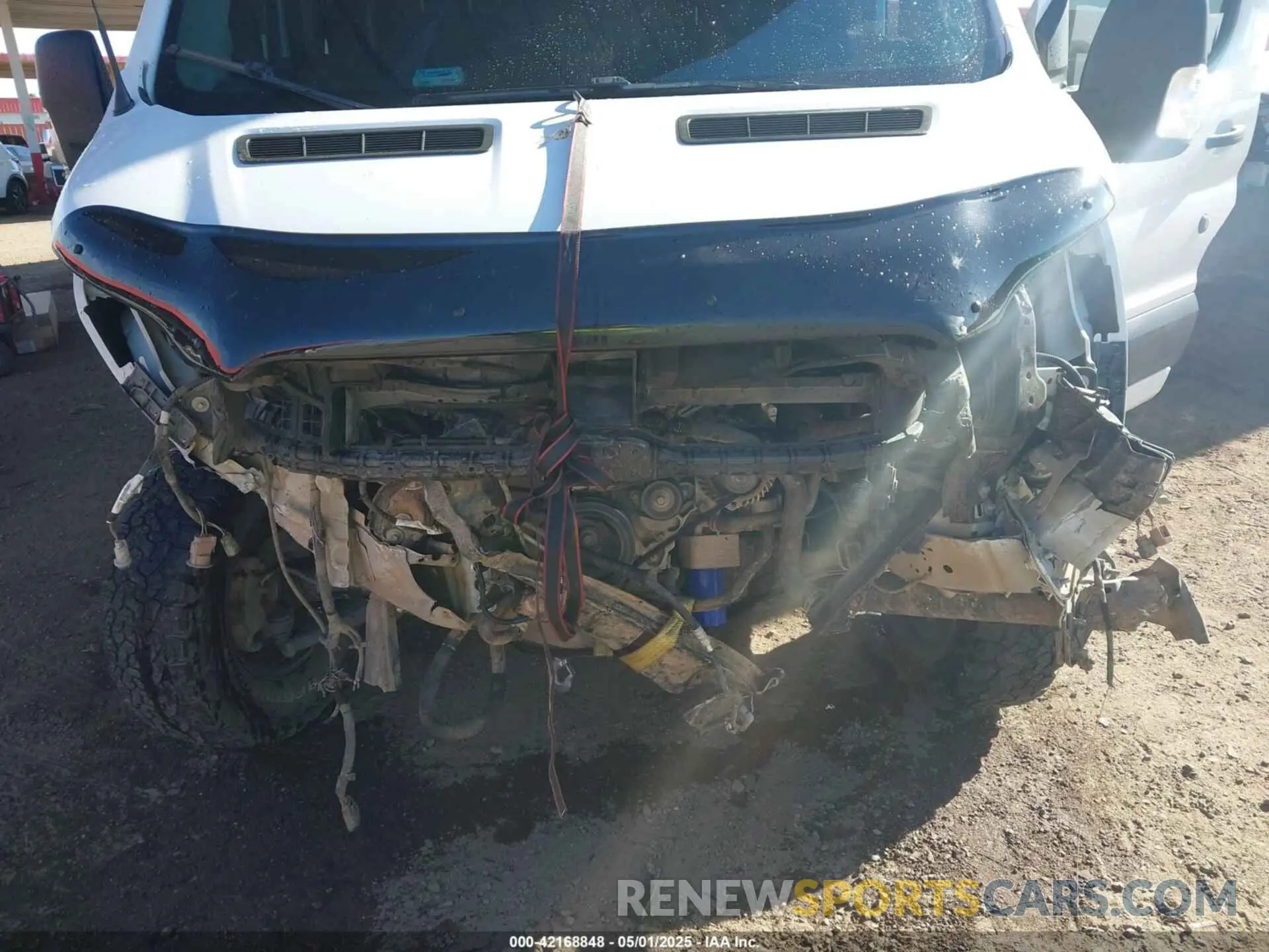 10 Photograph of a damaged car 1FTBW2X81LKA64071 FORD TRANSIT-350 2020