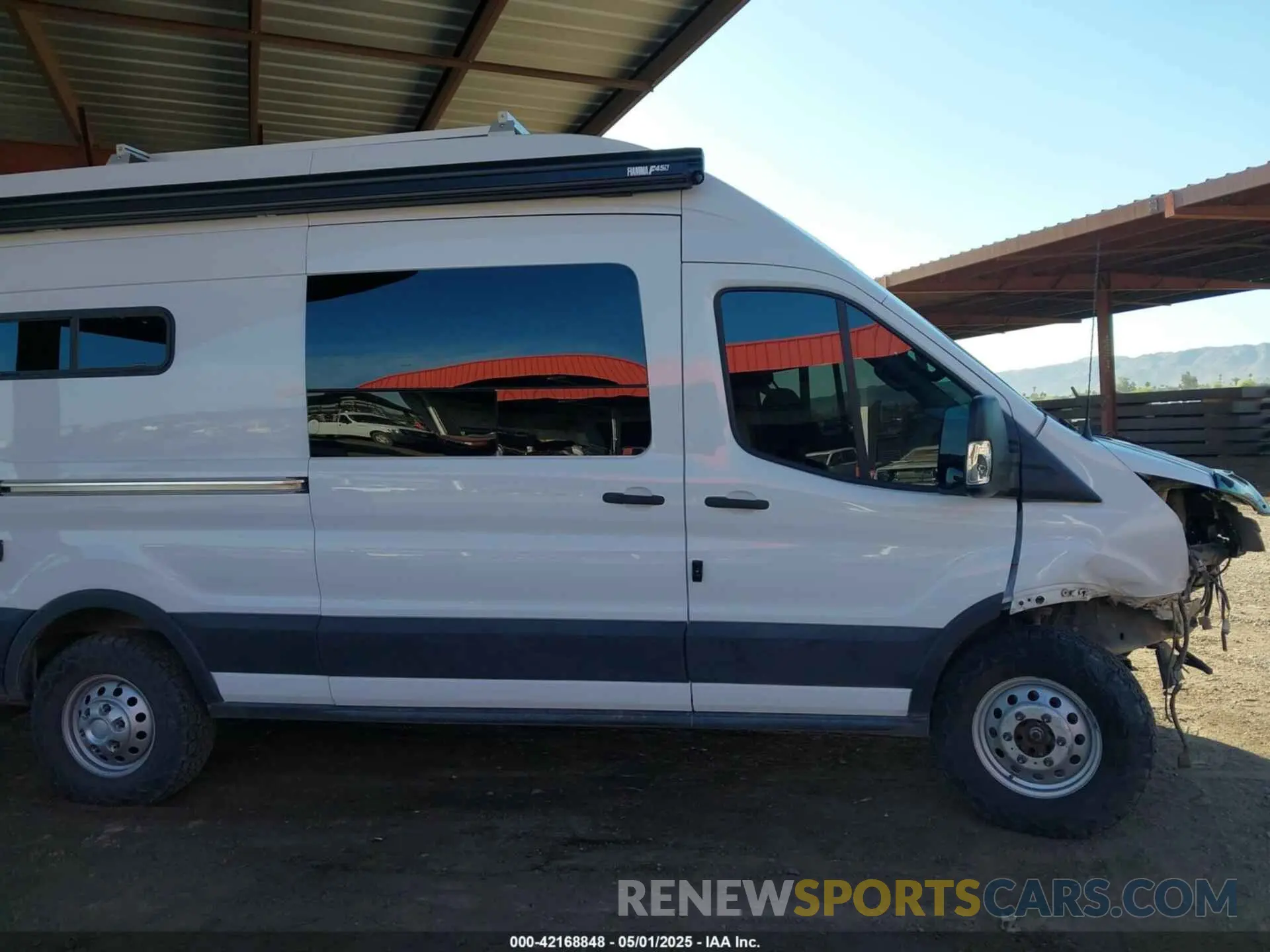 13 Photograph of a damaged car 1FTBW2X81LKA64071 FORD TRANSIT-350 2020