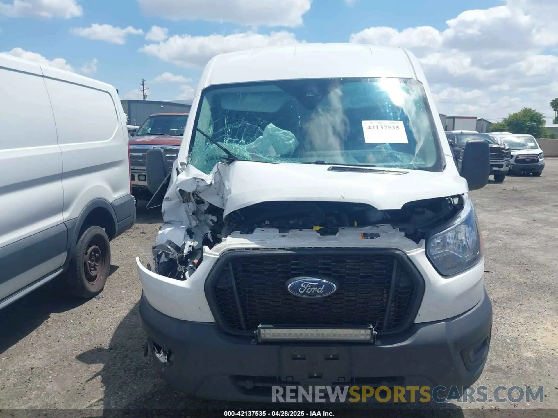 12 Photograph of a damaged car 1FTBW9C8XMKB00193 FORD TRANSIT-350 2021