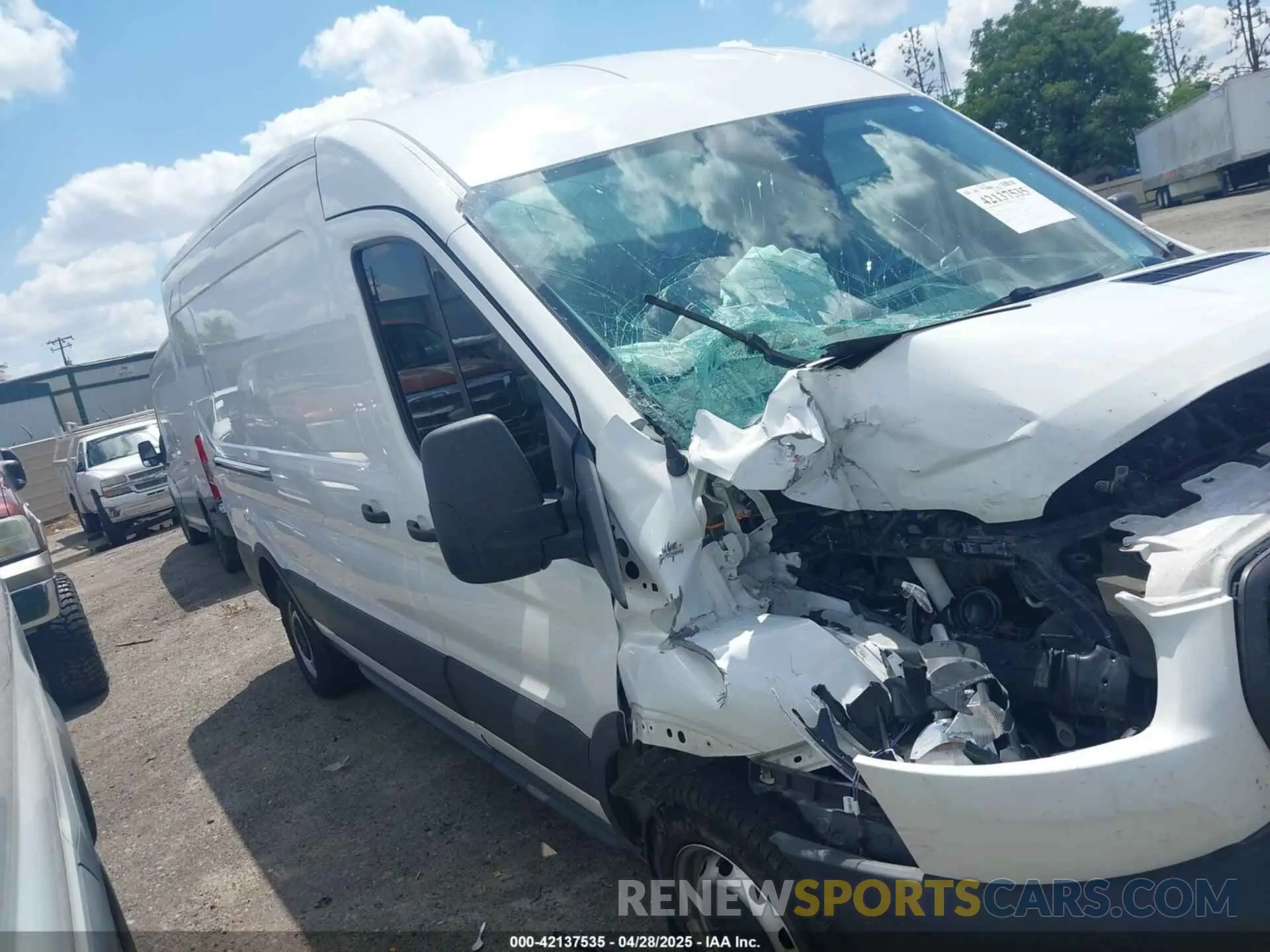 13 Photograph of a damaged car 1FTBW9C8XMKB00193 FORD TRANSIT-350 2021