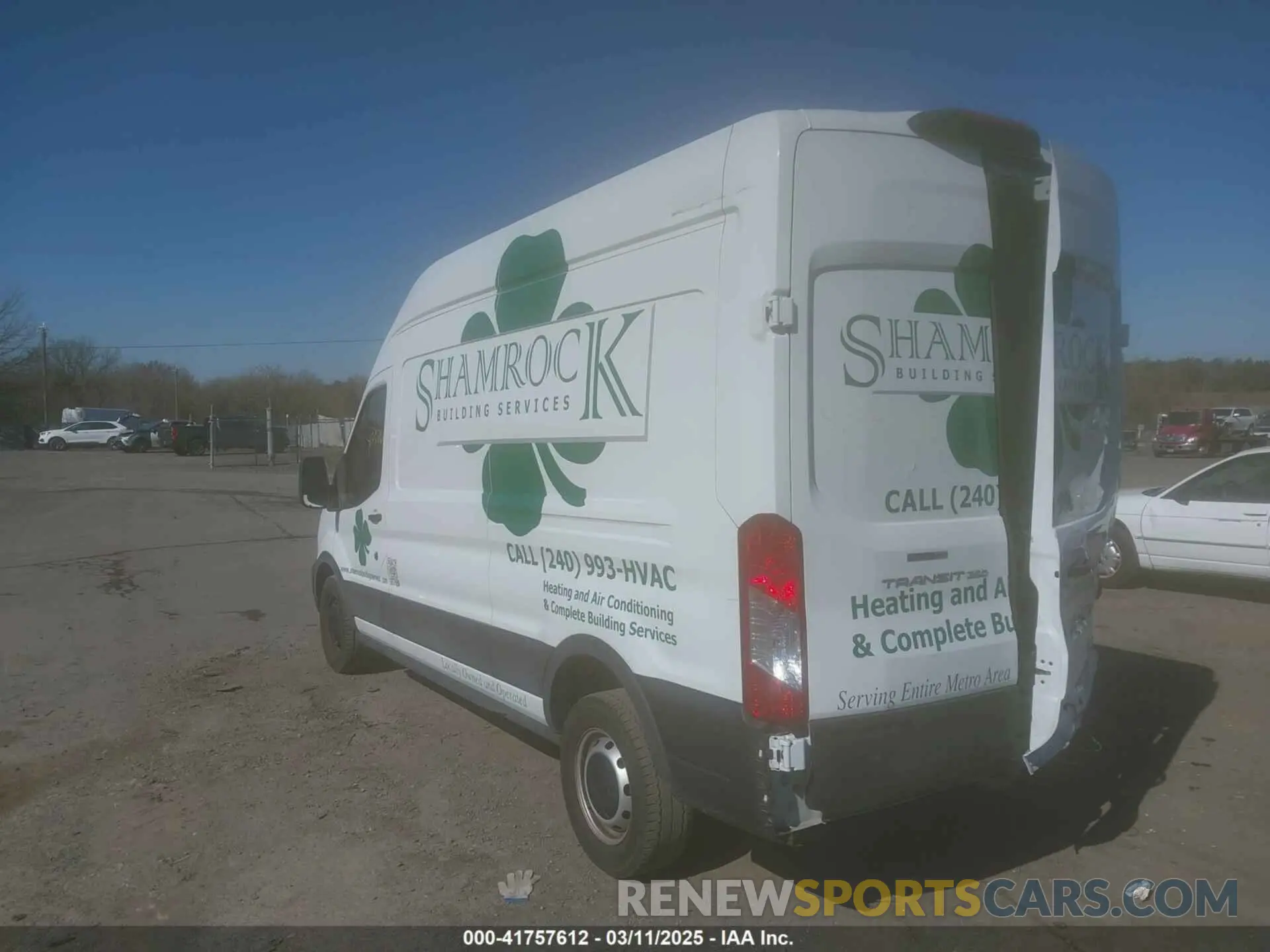 3 Photograph of a damaged car 1FTBW1X88NKA48592 FORD TRANSIT-350 2022