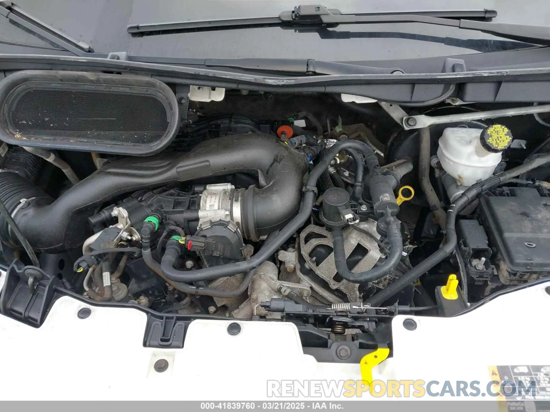 10 Photograph of a damaged car 1FTBW2X84NKA57747 FORD TRANSIT-350 2022