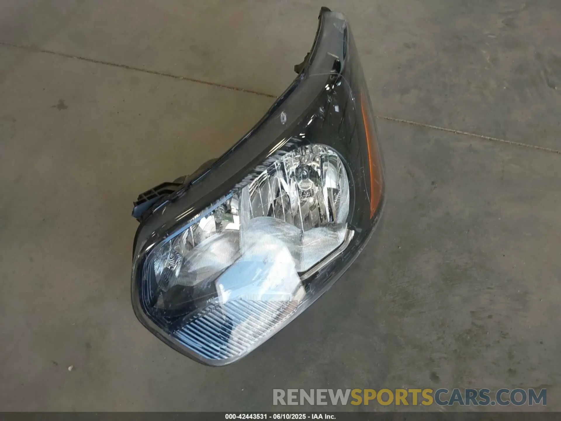 12 Photograph of a damaged car 1FTBW2C88PKB27307 FORD TRANSIT-350 2023