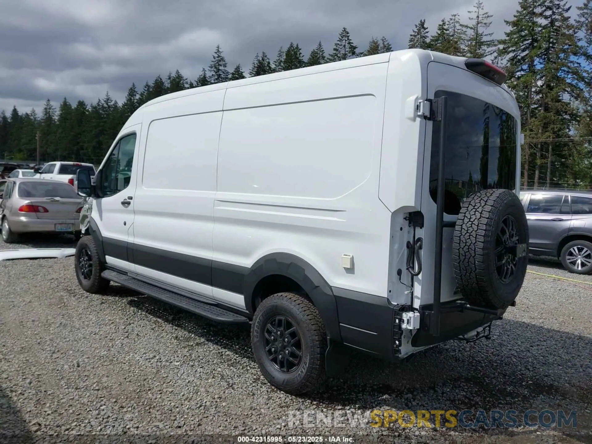 3 Photograph of a damaged car 1FTBW2CG4PKB63843 FORD TRANSIT-350 2023