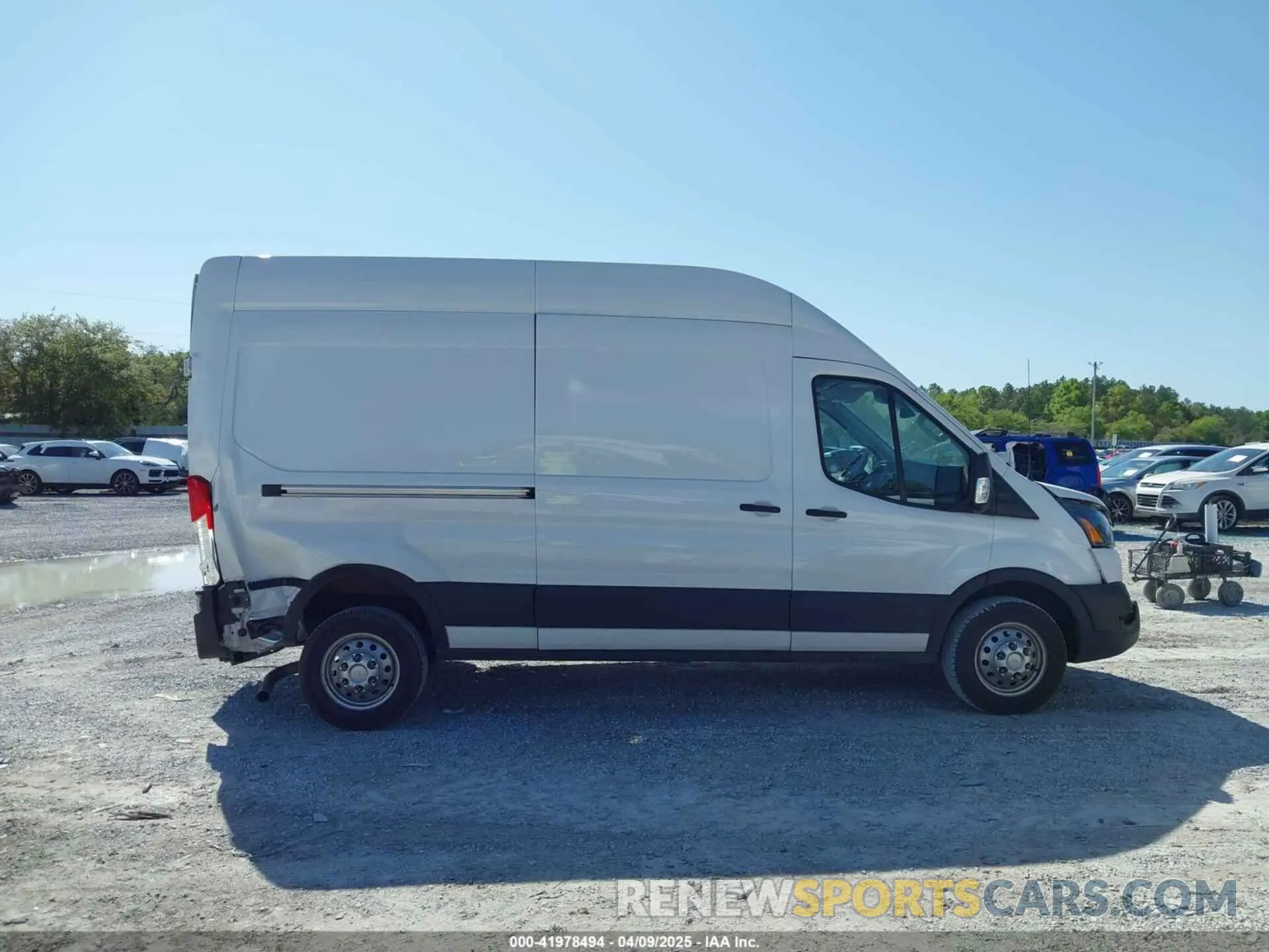 13 Photograph of a damaged car 1FTBW1X8XRKA03255 FORD TRANSIT-350 2024