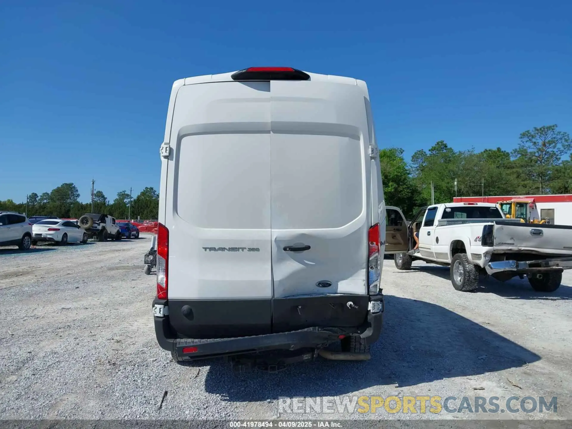 16 Photograph of a damaged car 1FTBW1X8XRKA03255 FORD TRANSIT-350 2024