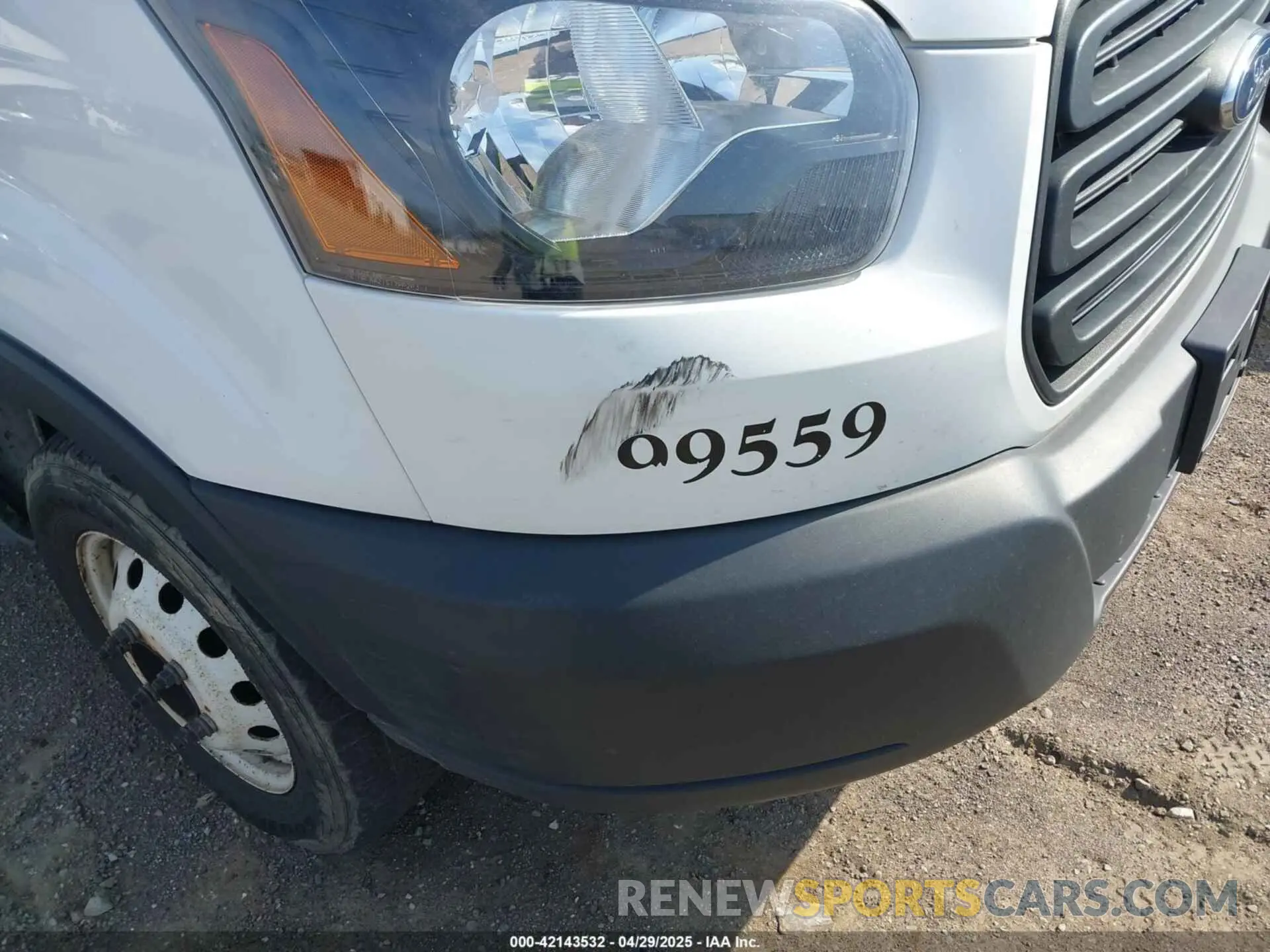 6 Photograph of a damaged car 1FDBF8ZM0KKA86053 FORD TRANSIT-350 CAB 2019