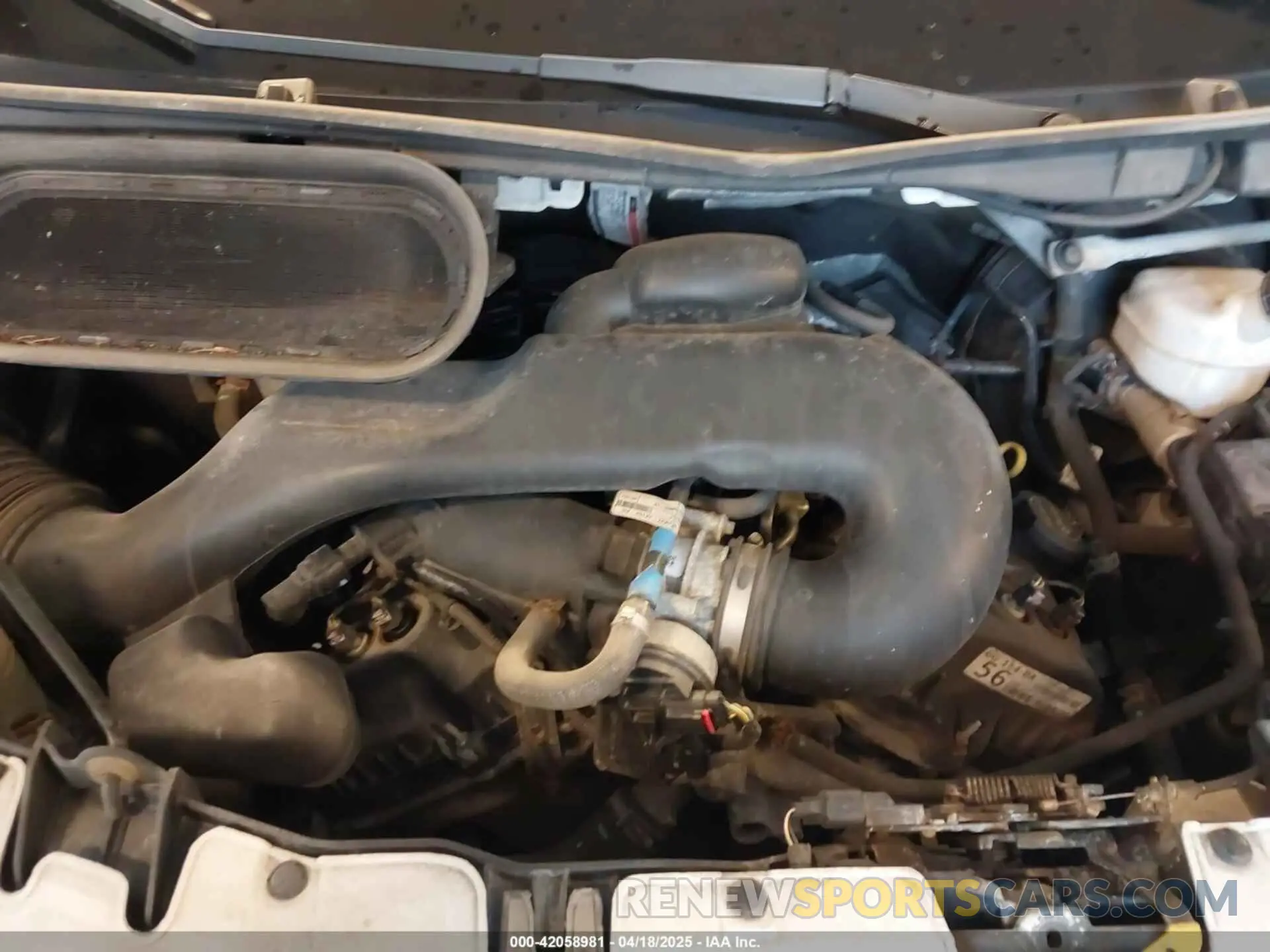 10 Photograph of a damaged car 1FDBF8ZM2KKA84000 FORD TRANSIT-350 CAB 2019