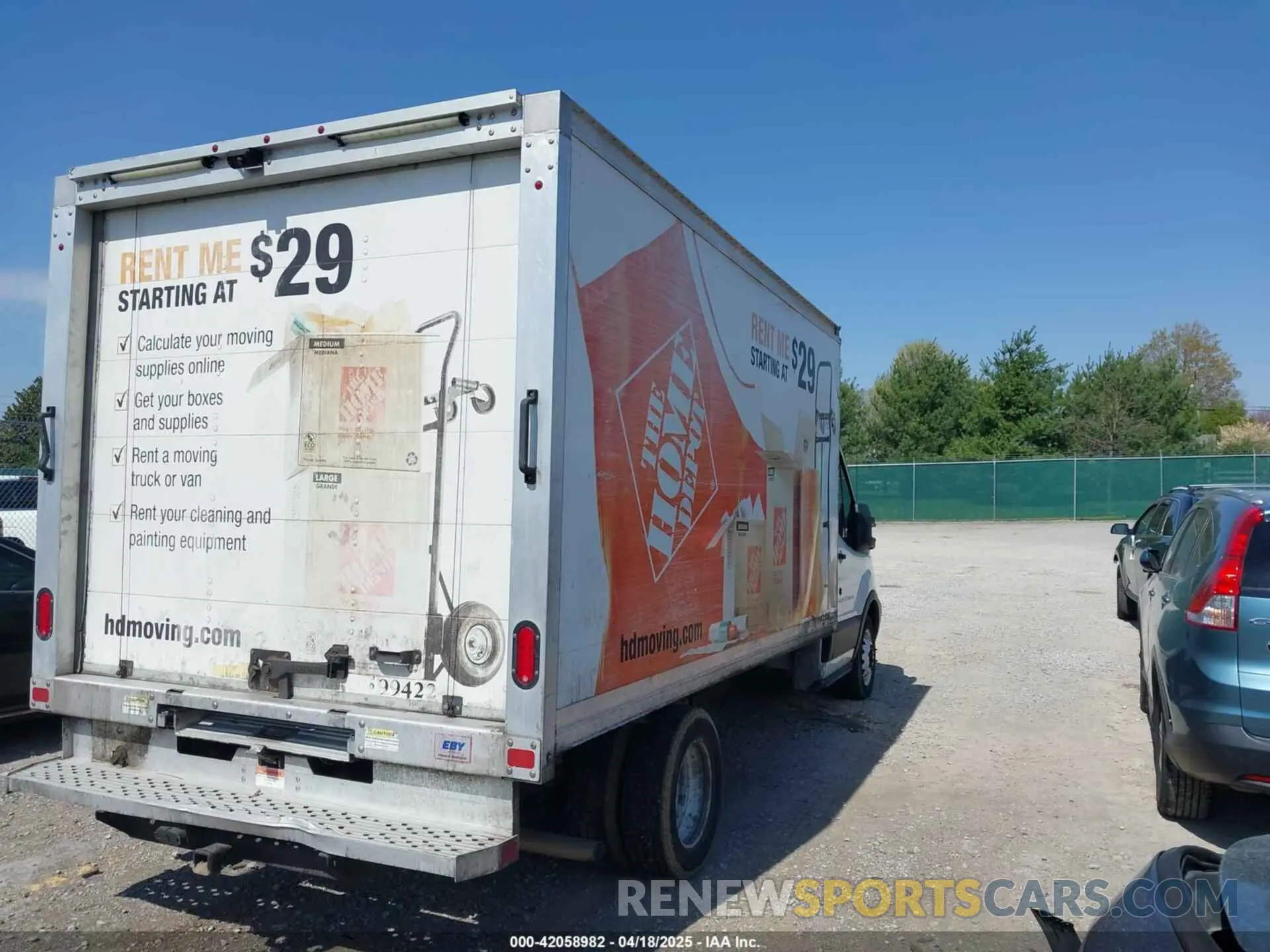 4 Photograph of a damaged car 1FDBF8ZM2KKA87057 FORD TRANSIT-350 CAB 2019