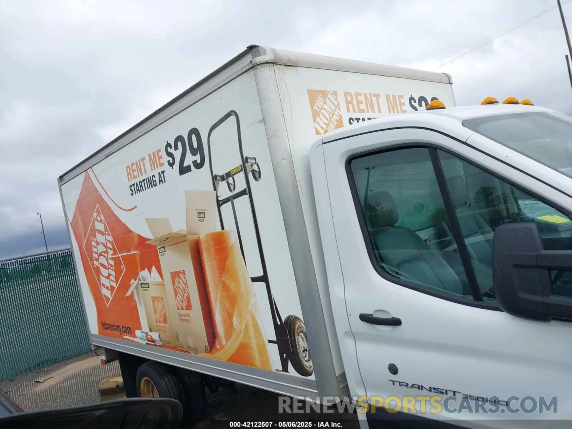 13 Photograph of a damaged car 1FDBF8ZM4KKA83933 FORD TRANSIT-350 CAB 2019