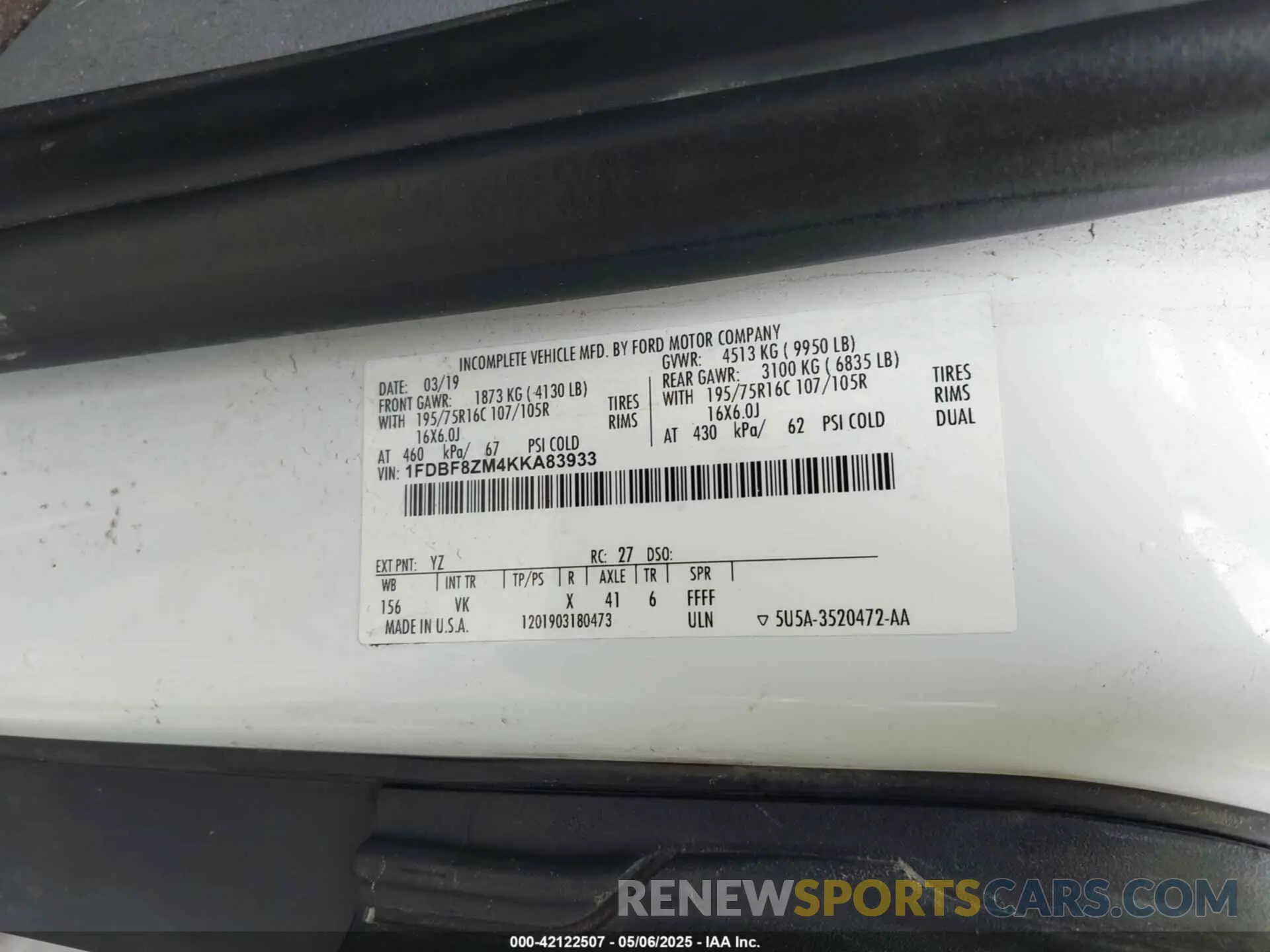 9 Photograph of a damaged car 1FDBF8ZM4KKA83933 FORD TRANSIT-350 CAB 2019