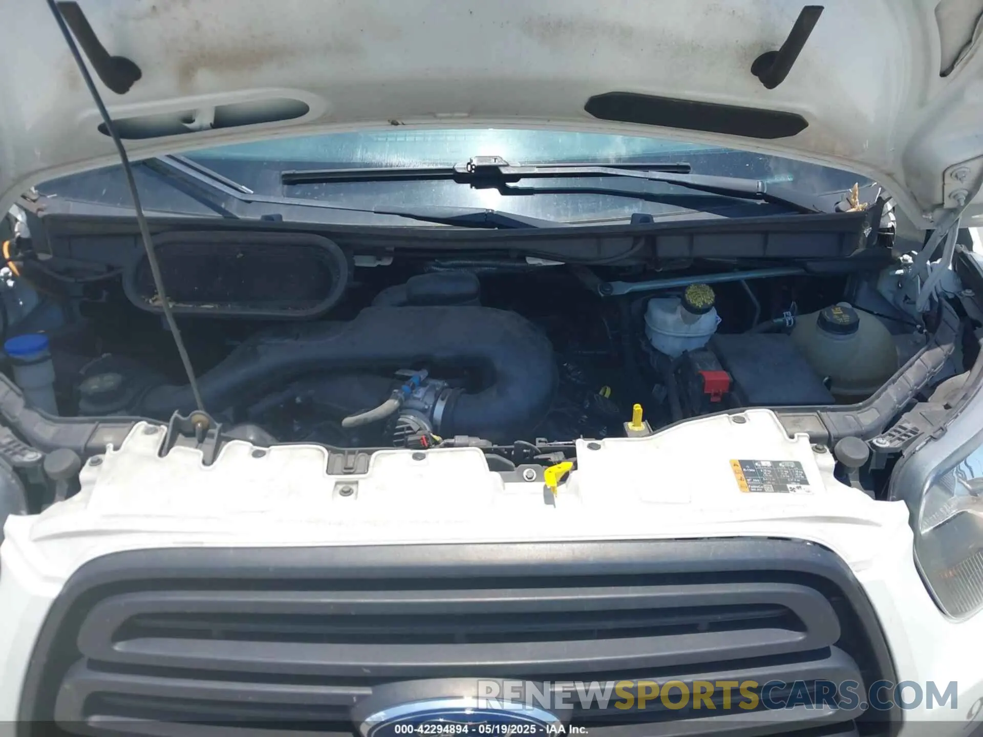 10 Photograph of a damaged car 1FDBF8ZM6KKA67975 FORD TRANSIT-350 CAB 2019