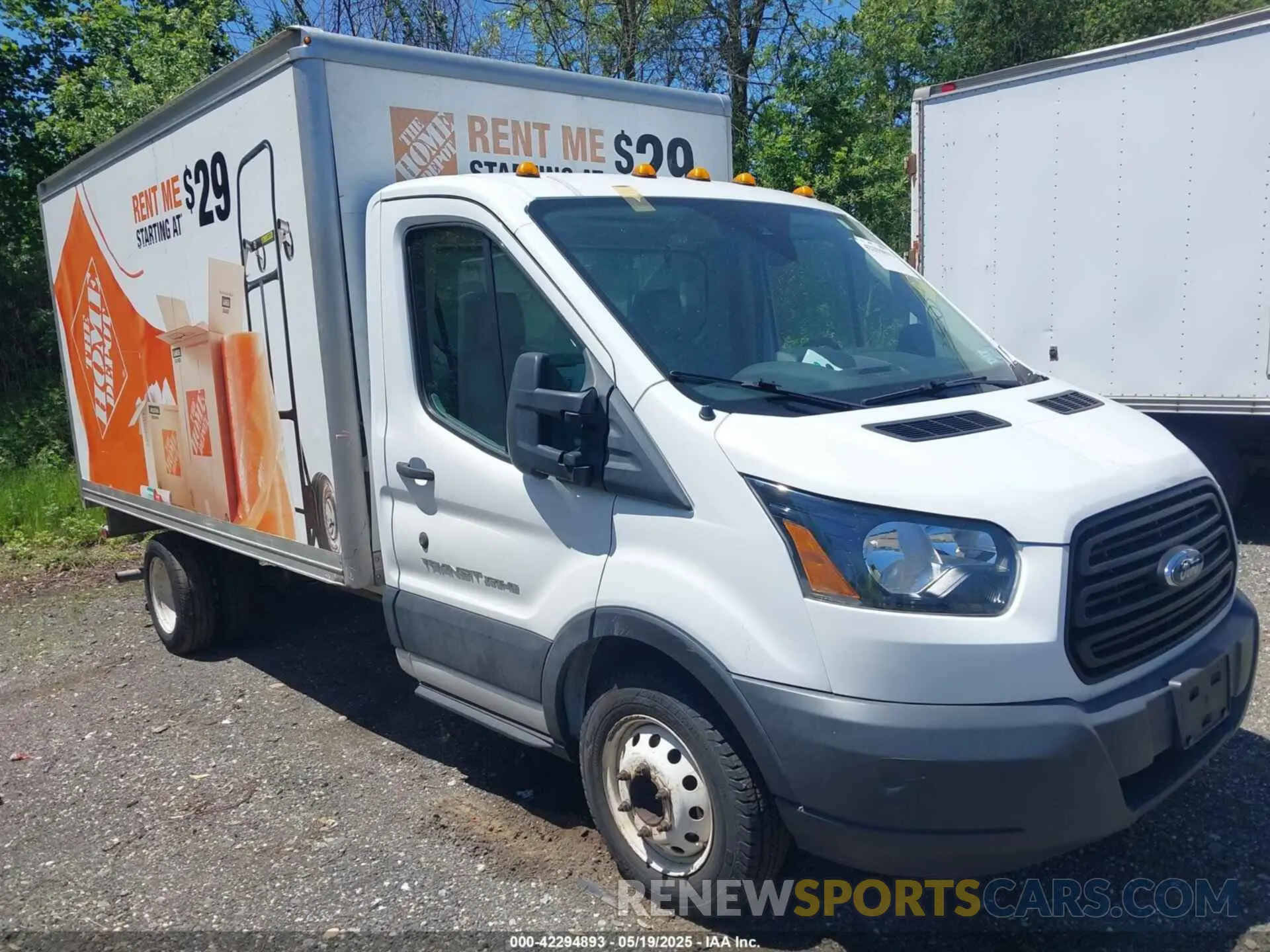 1 Photograph of a damaged car 1FDBF8ZM8KKA38526 FORD TRANSIT-350 CAB 2019