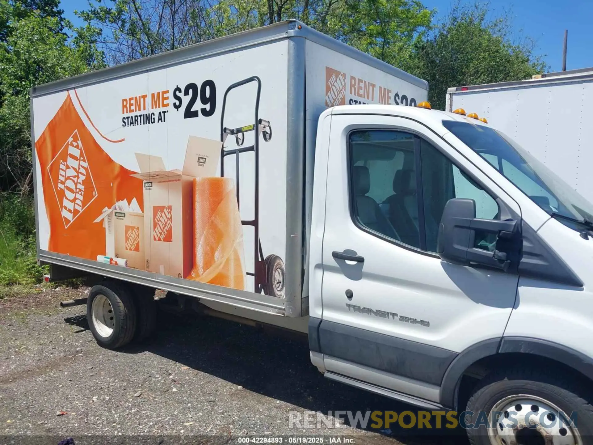 13 Photograph of a damaged car 1FDBF8ZM8KKA38526 FORD TRANSIT-350 CAB 2019