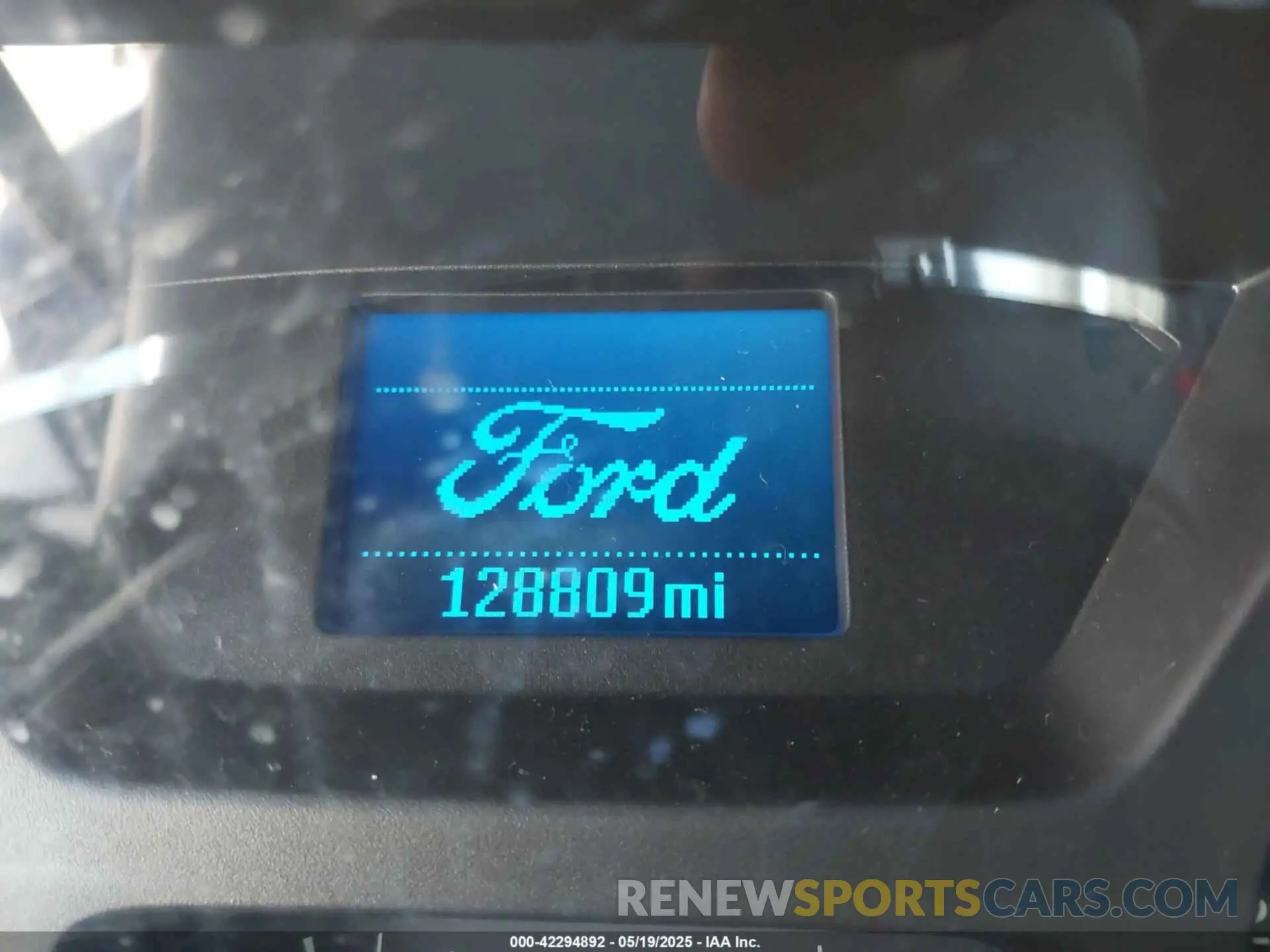 15 Photograph of a damaged car 1FDBF8ZM9KKA38549 FORD TRANSIT-350 CAB 2019