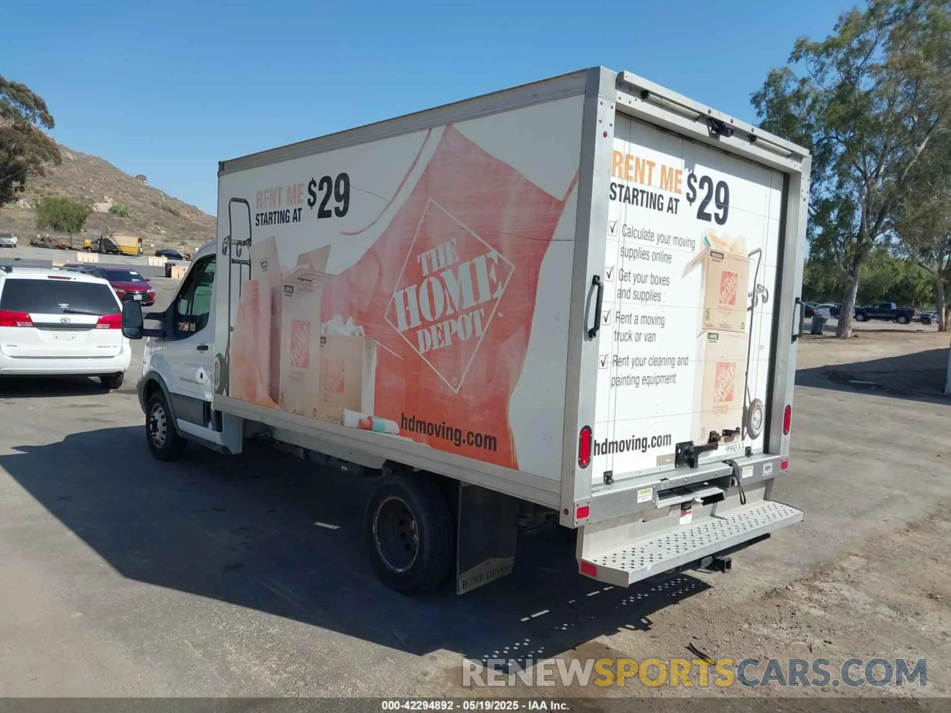 3 Photograph of a damaged car 1FDBF8ZM9KKA38549 FORD TRANSIT-350 CAB 2019