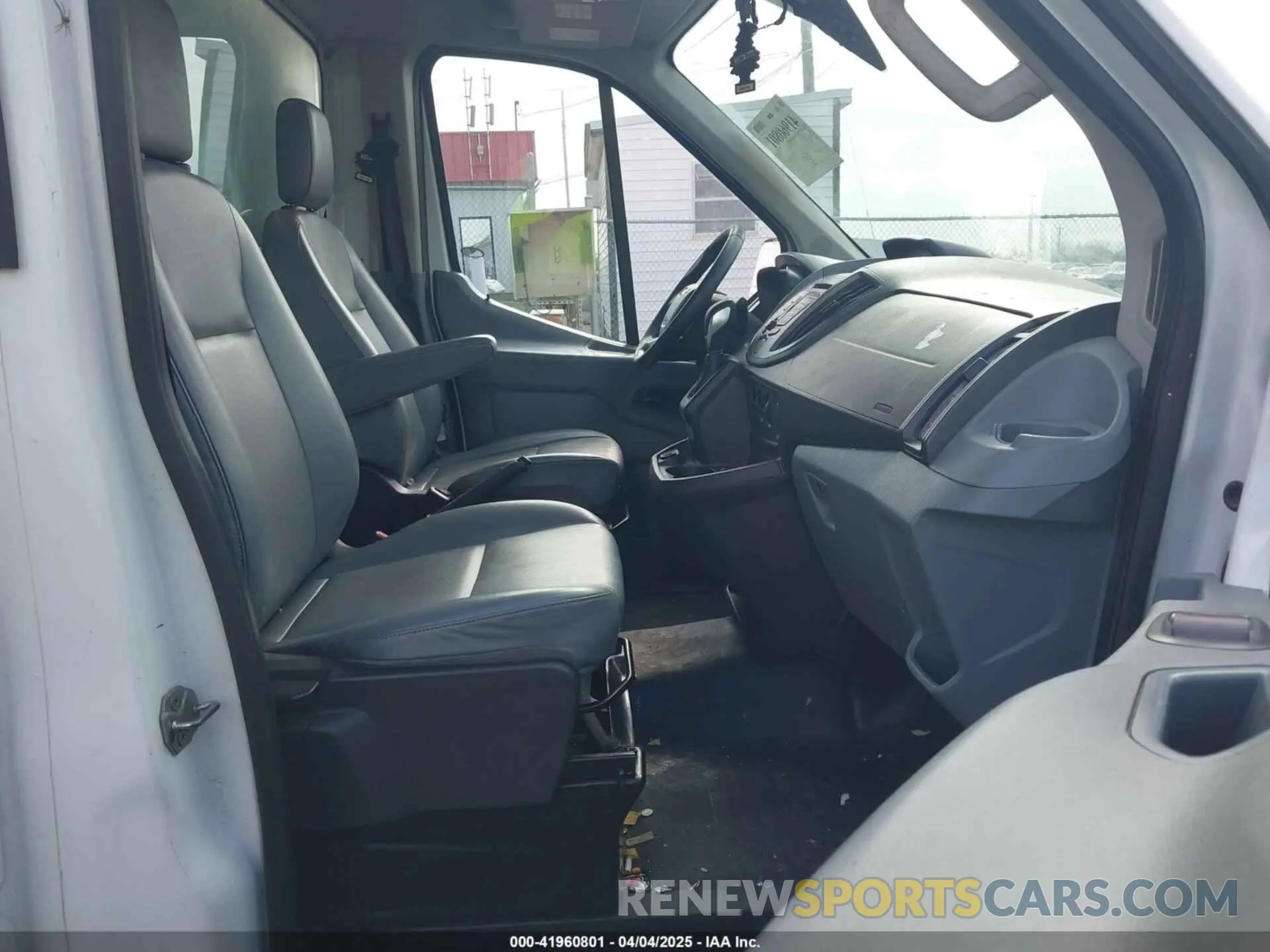 8 Photograph of a damaged car 1FDBF8ZM9KKA87024 FORD TRANSIT-350 CAB 2019
