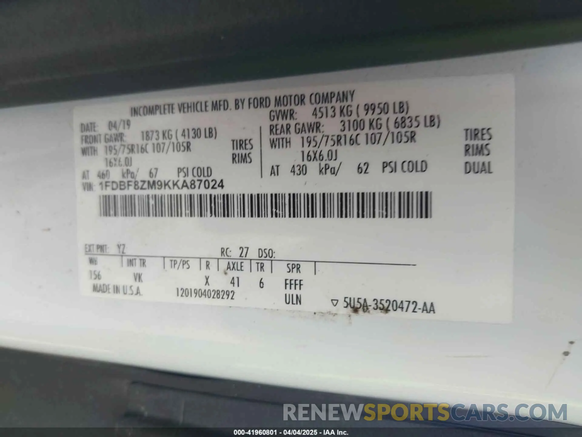 9 Photograph of a damaged car 1FDBF8ZM9KKA87024 FORD TRANSIT-350 CAB 2019