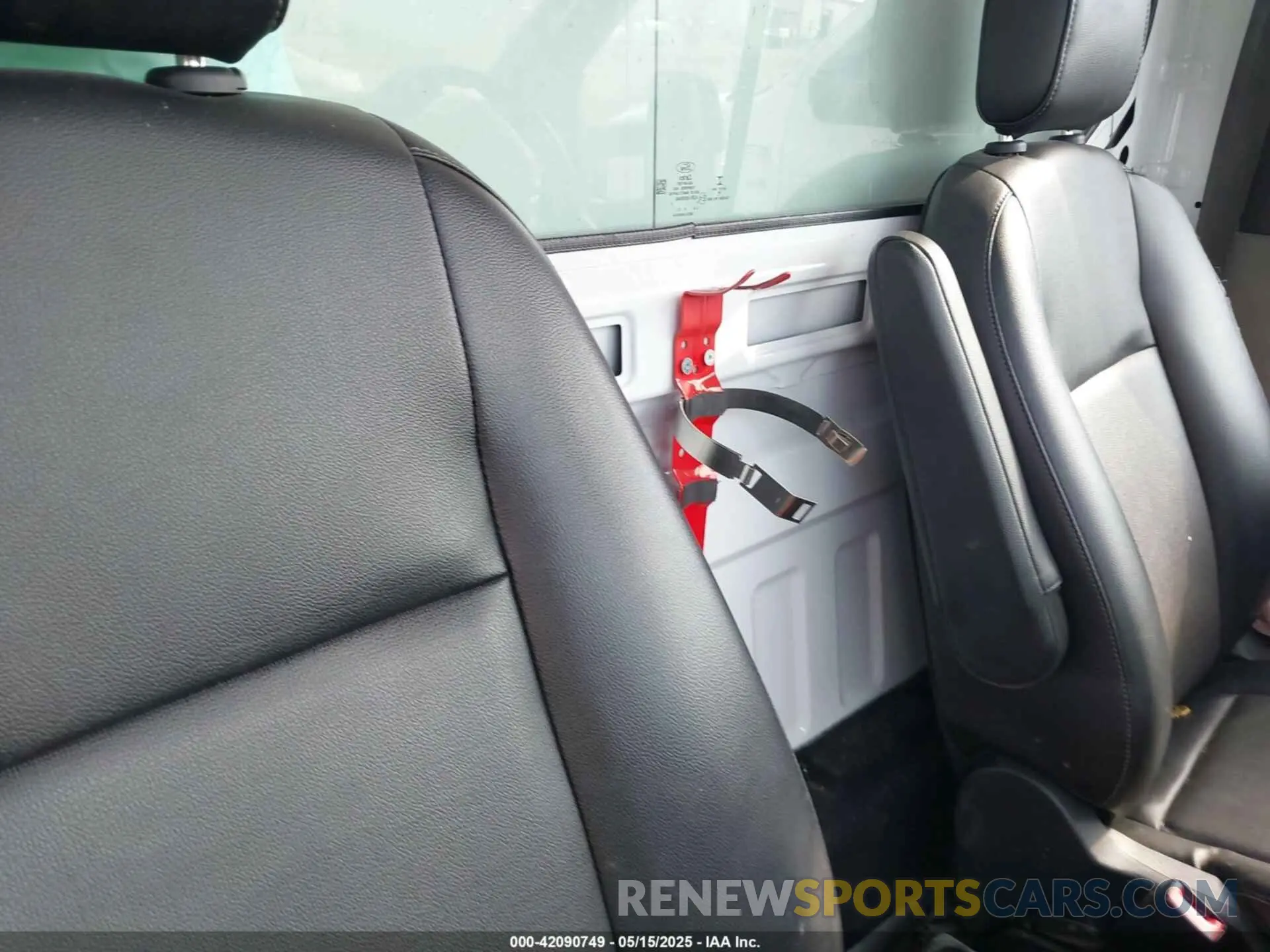 8 Photograph of a damaged car 1FDBF6ZG4PKA14505 FORD TRANSIT-350 CAB 2023